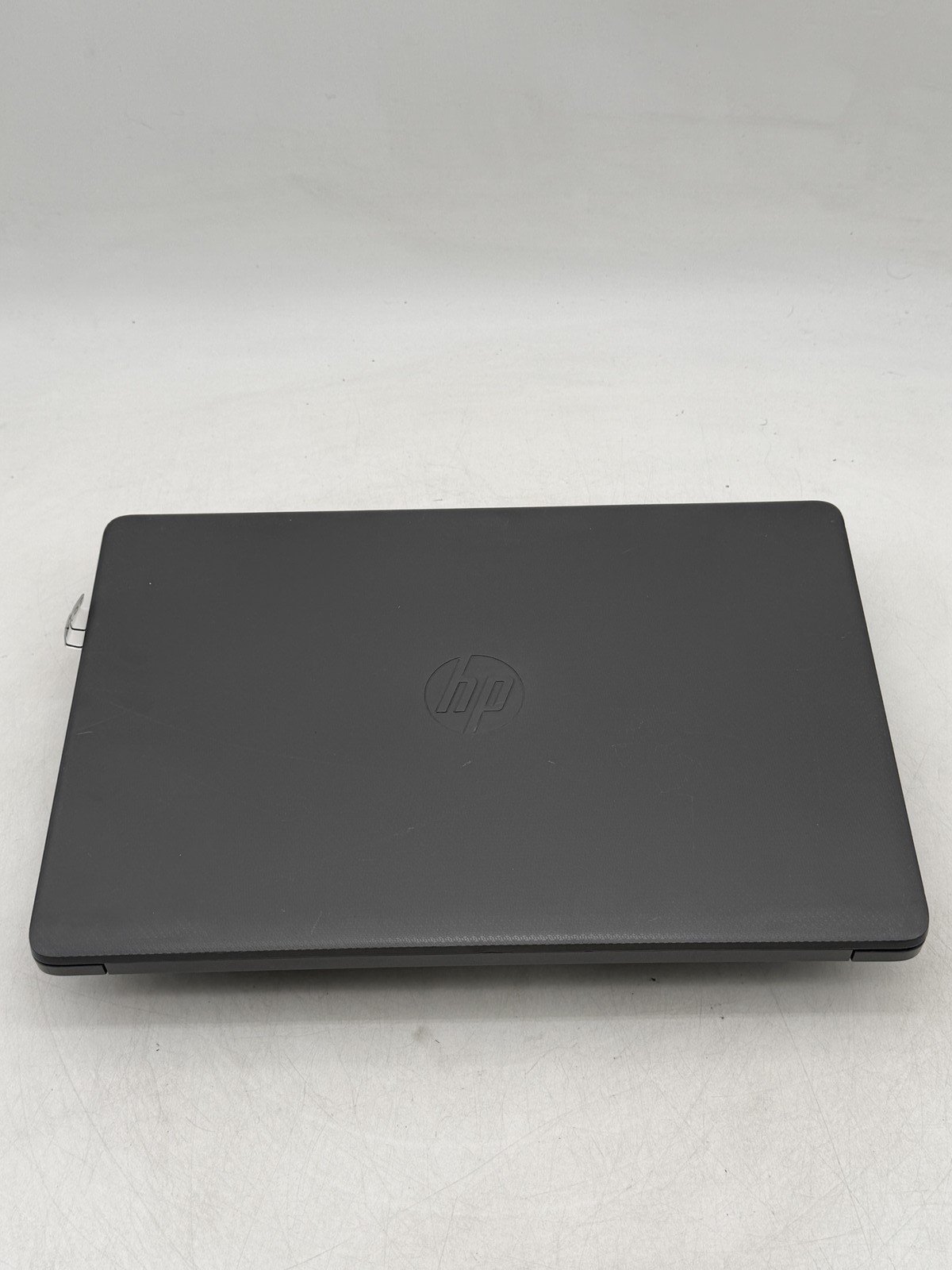 HP 255 (G8) Notebook PC 15.6″ AMD Ryzen 5 3500U 8GB 256GB |NO OS Read|