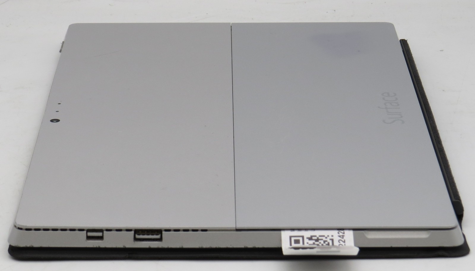 Microsoft Surface Pro 3 | i7-4650U @ 1.7 | 8GB RAM | 256GB SSD | No OS