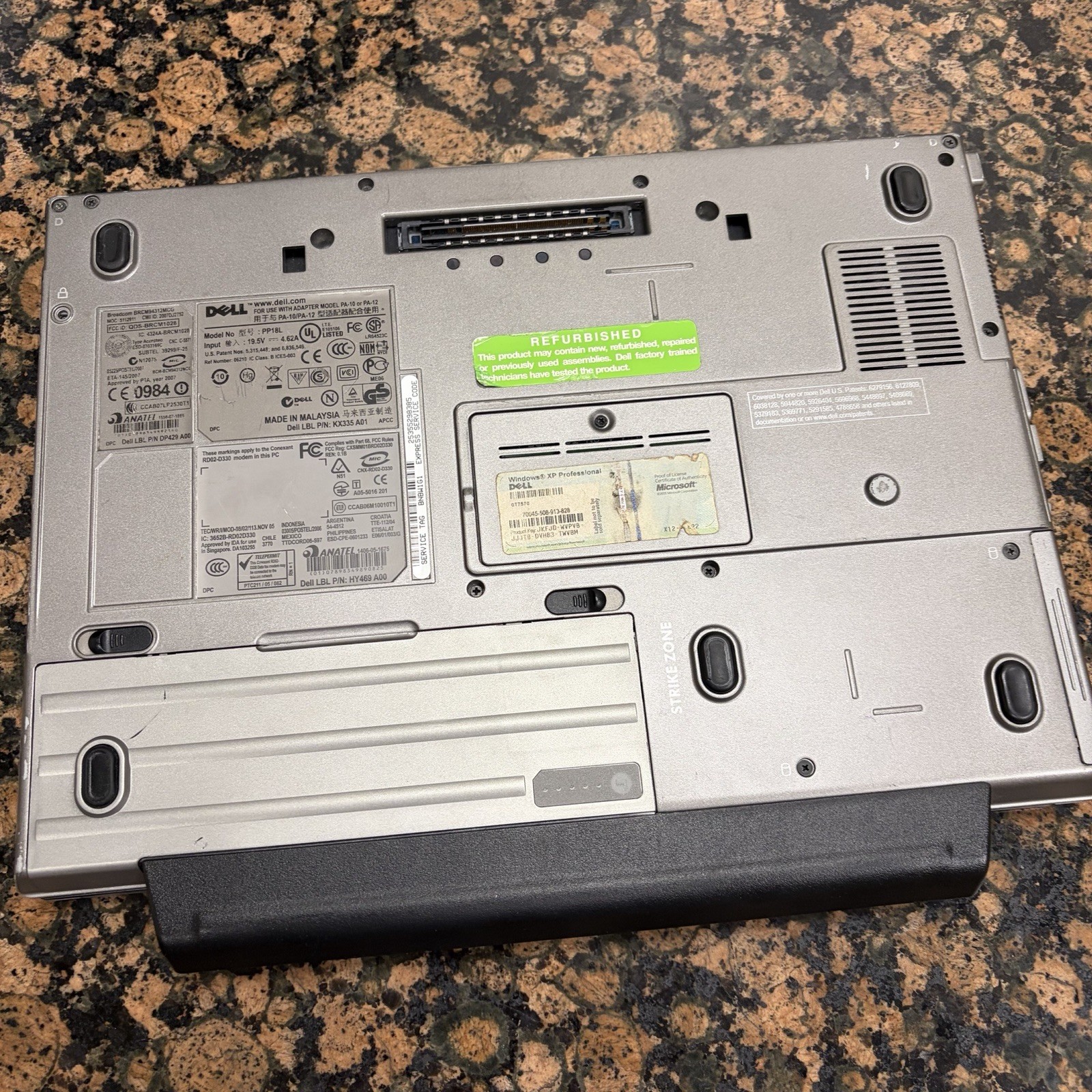 Dell Latitude D630 Fresh Load XP Pro T7250 SP3 RS232 DVD 2GB 150GB RW DVD