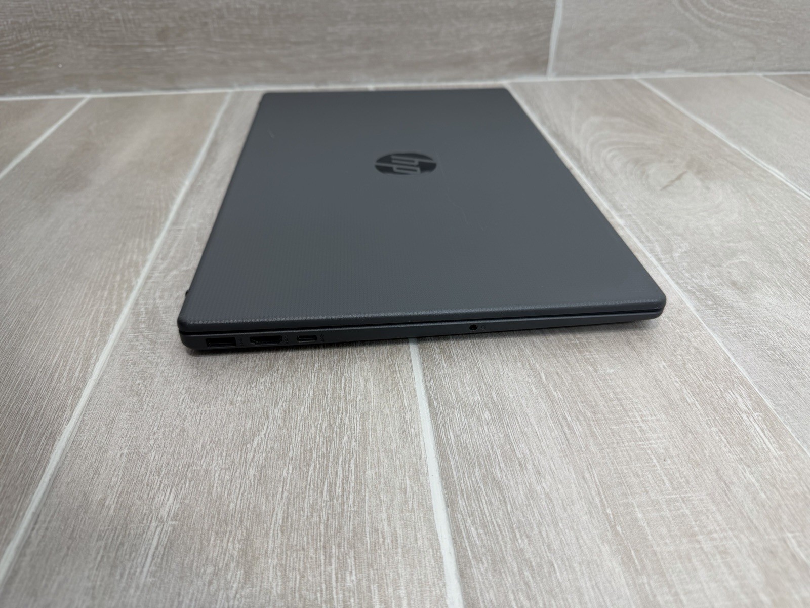 HP 255 G10 Laptop 15.6″ AMD Ryzen 5 7530U 8GB RAM 256GB NVMe SSD Win-11