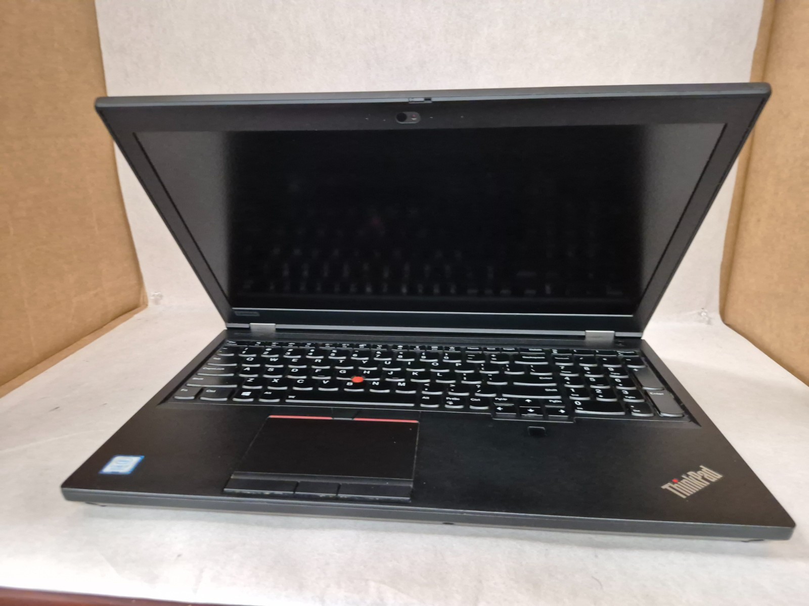 Lenovo ThinkPad P53 15.6″ Intel i7-9750H 2.60GHz 32GB No SSD Quadro T1000