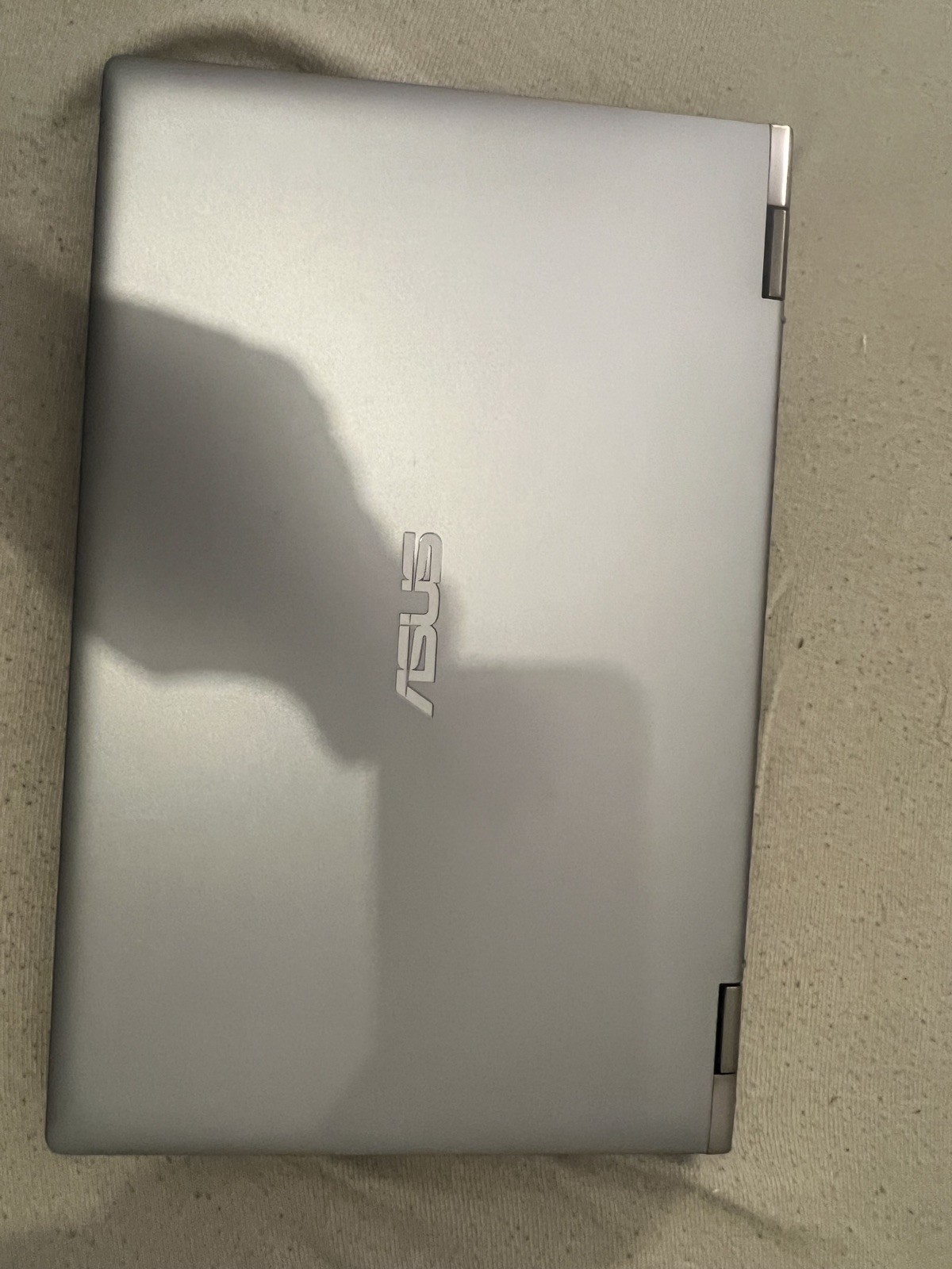 Asus ZeenBook Q406DA Ryzen 5 3500U AMD Vega 8 Touchscreen Display flip tablet
