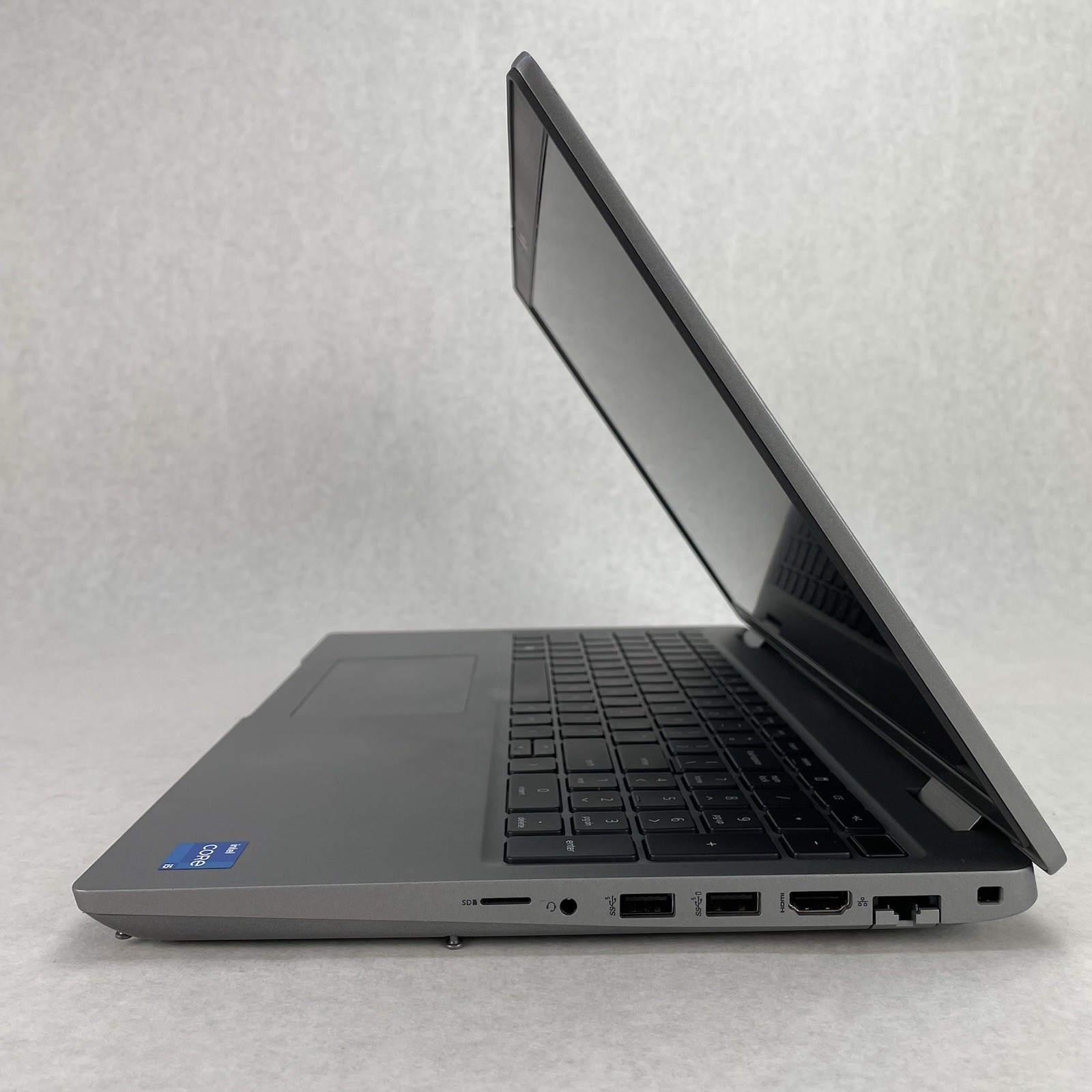 Dell Precision 3571 15.6″ i5-12500H 3.76 GHz 16 GB RAM No SSD/OS/AC