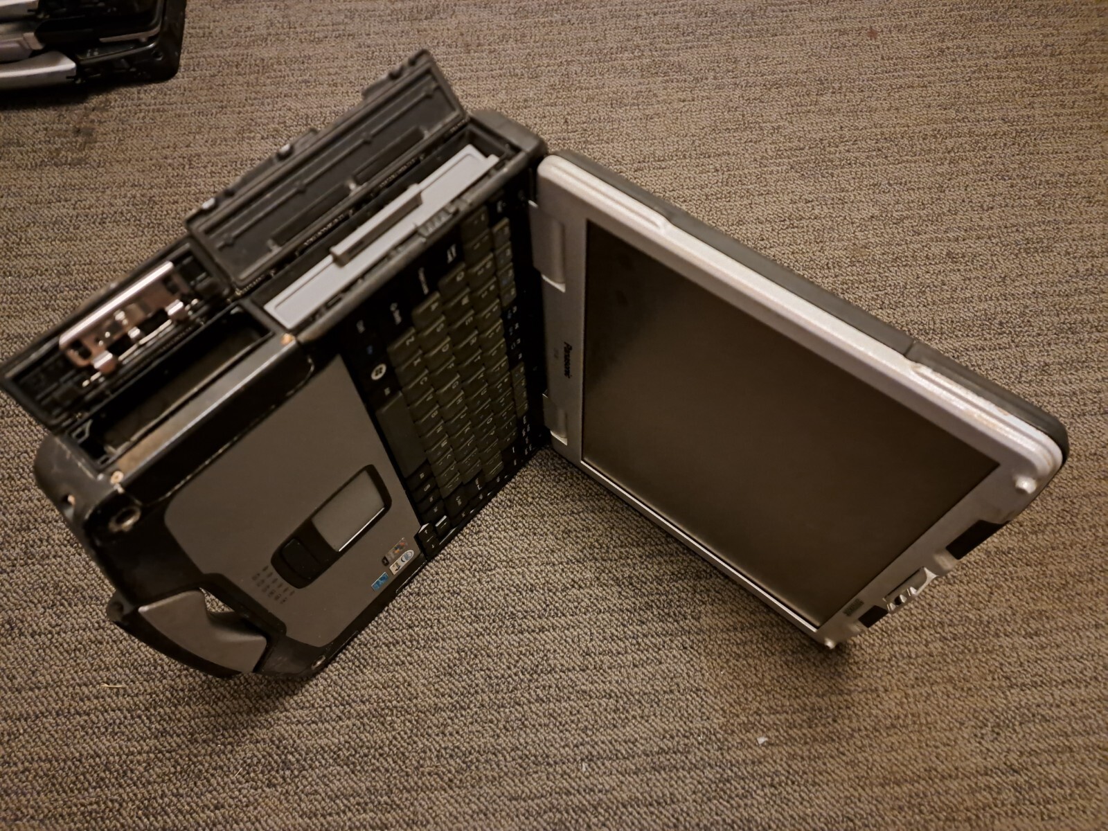 Panasonic ToughBook-CF30 NO HDD Free Ship