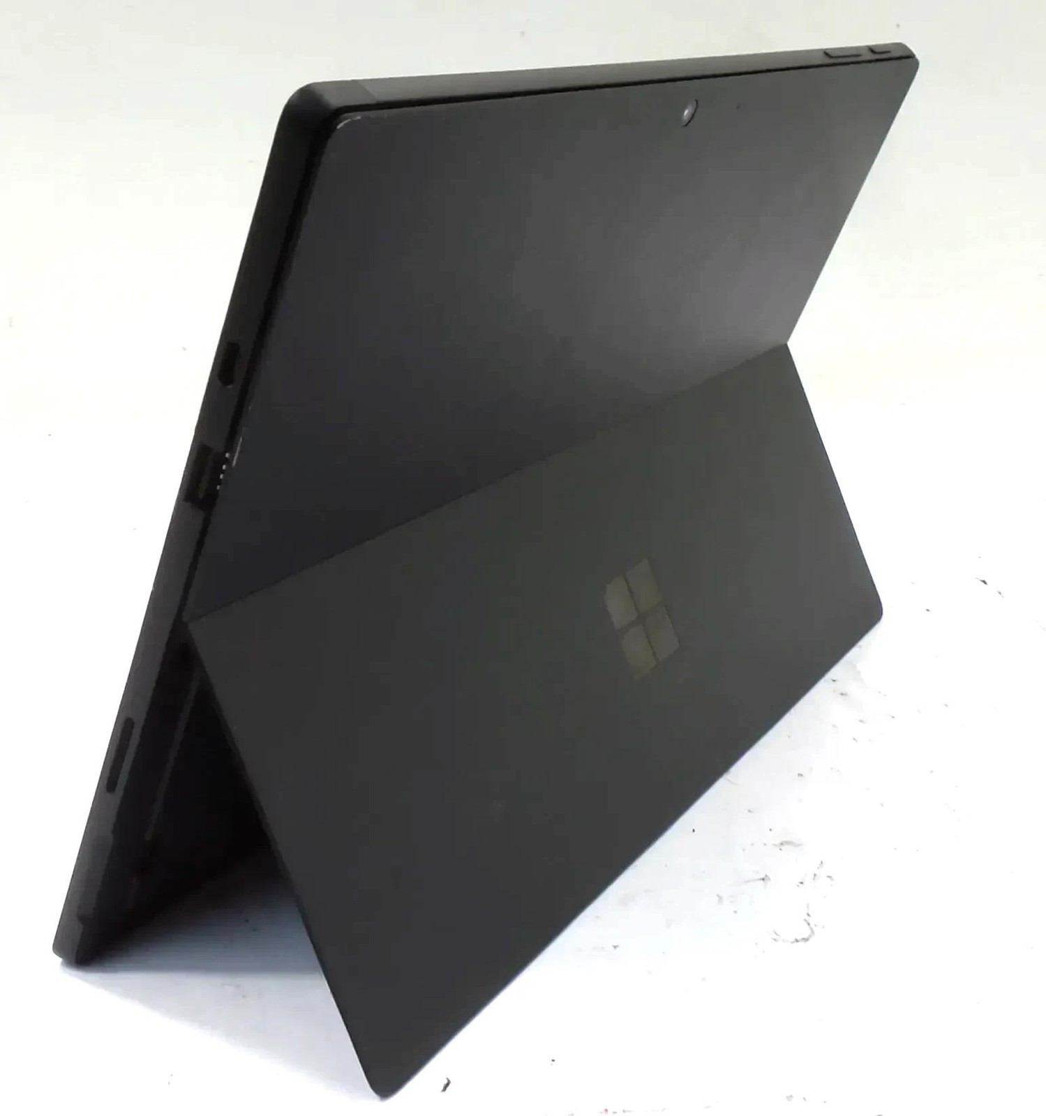 Microsoft Surface Pro 7 1866 Core i5-1035G4 1.1GHz 8GB 256GB – cracked digitizer