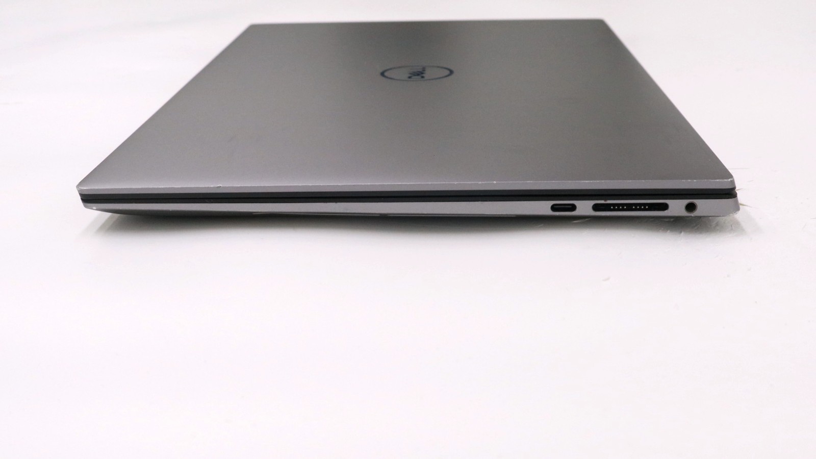 Dell Precision 5570 15″ i7-12800h 32GB 1TB – Fair READ DESC