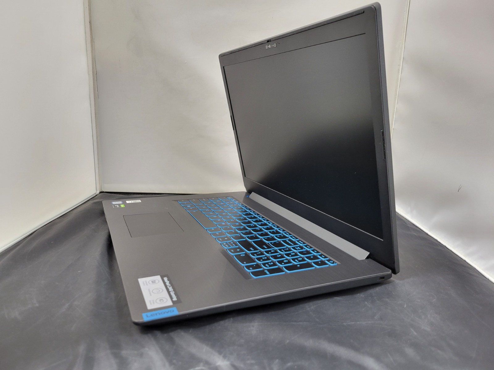Lenovo IdeaPad L340 17.3″ I7-9750H 8/512GB GeForce GTX 1650 4GB win 11 home