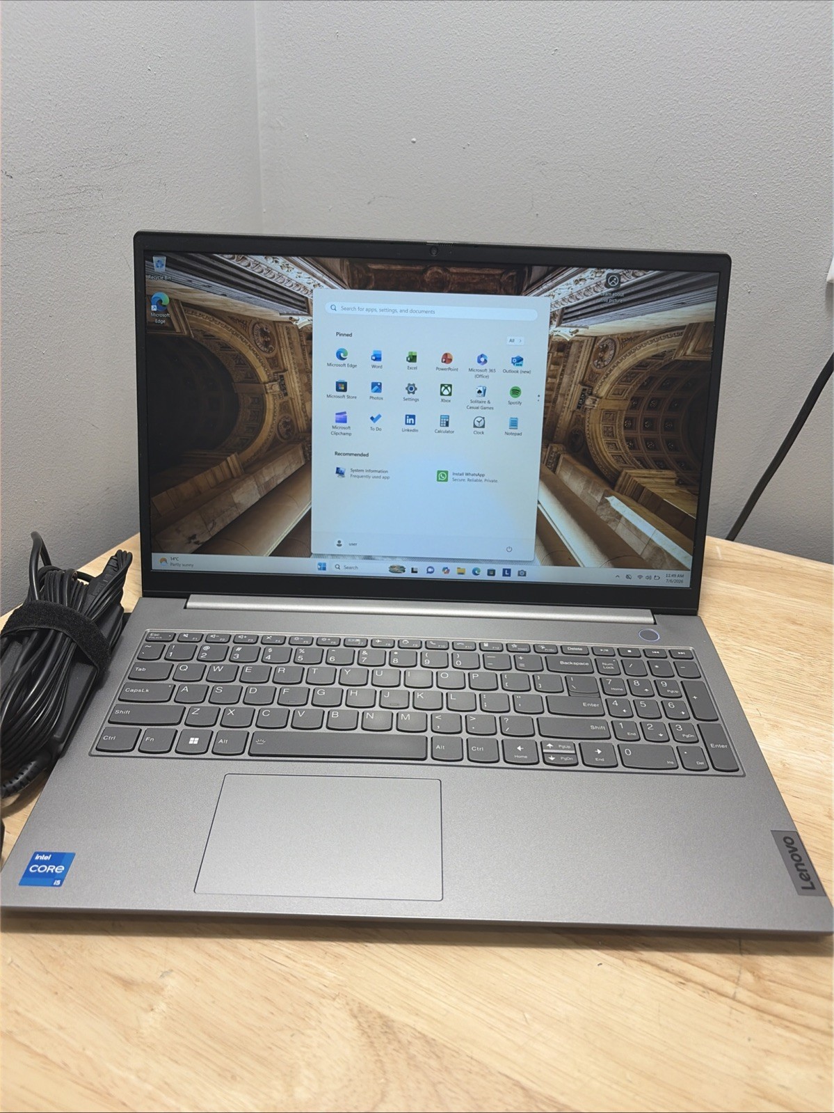 Lenovo ThinkBook 15 G4 IAP Core i7 1255U 1.7GHZ 8GB, 512GB, WC, WiFi W11 Cord