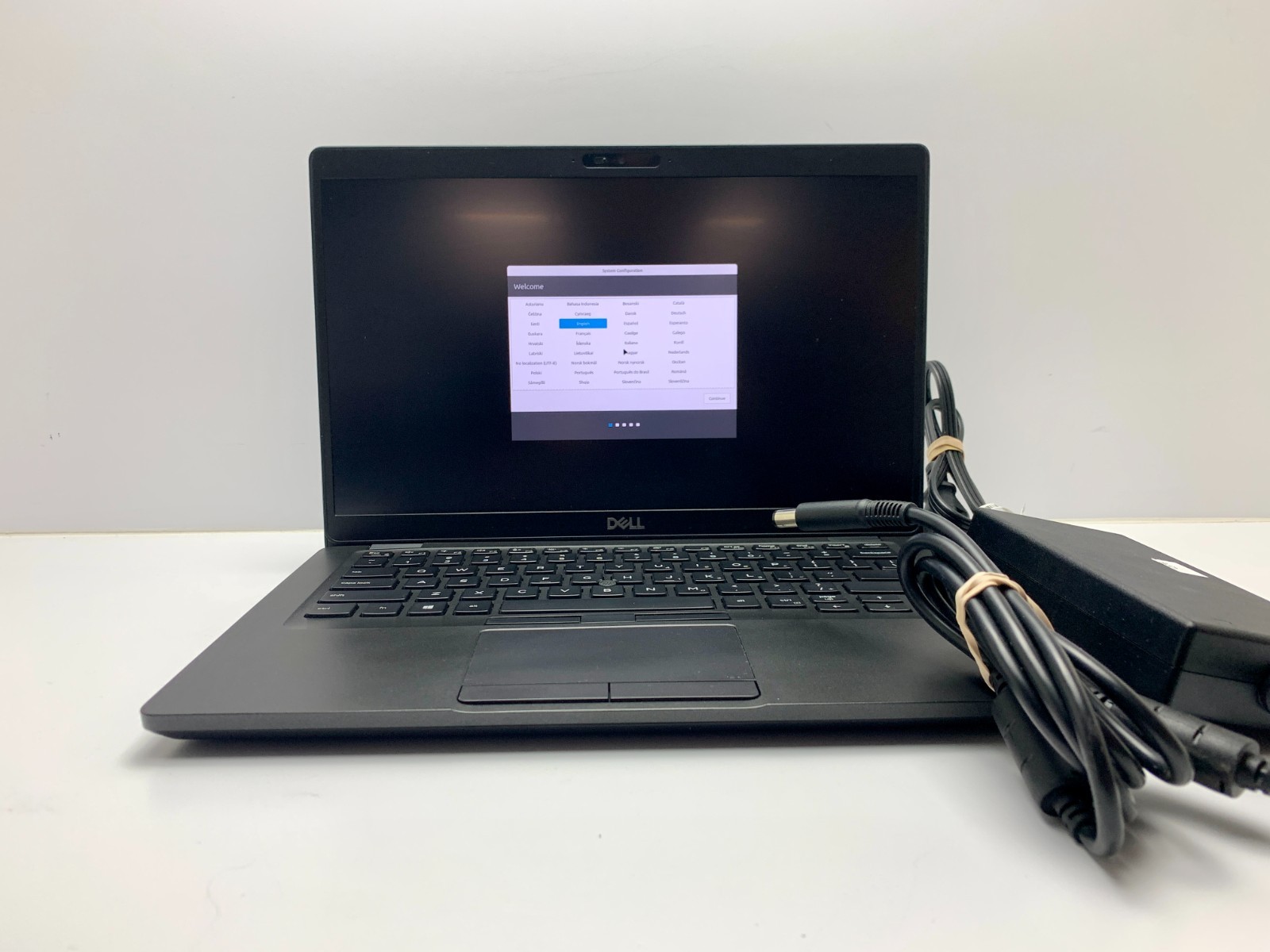 Dell Latitude 5401 | i5-9400H | 8GB RAM | 256GB NVMe | LINUX | LOW BATTERY