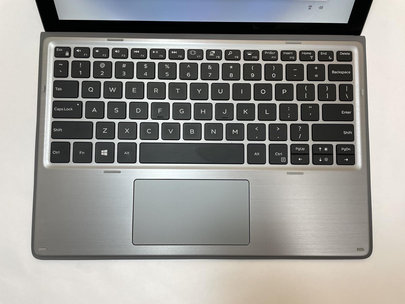 DELL LATITUDE 7200 12.3″ 2-IN-1 Tablet i5 8365U 8GB 256GB Windows 11 -Very Good