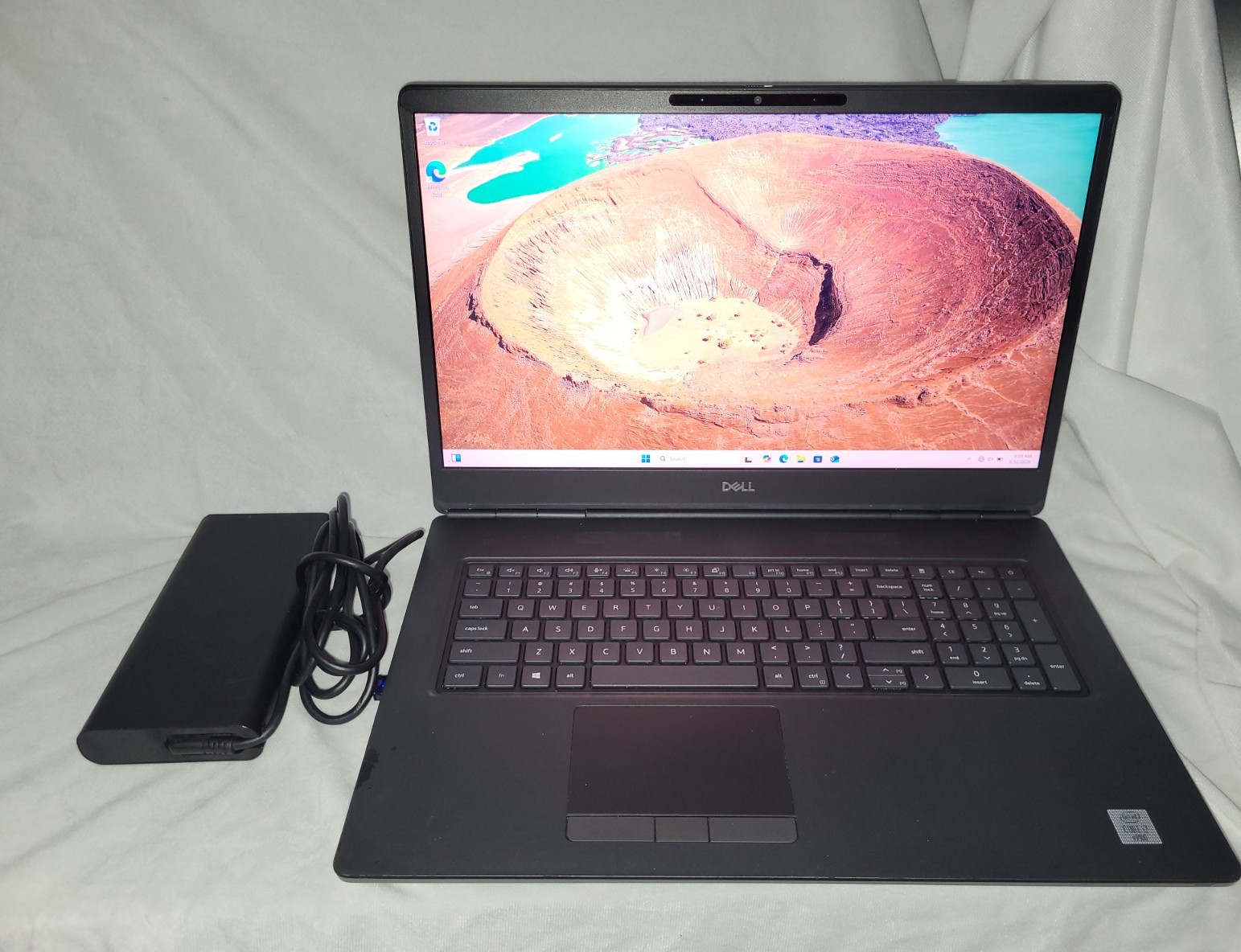Dell Precision 7750 i7 10875H 2.30GHz 16GB 1TB SSD Quadro RTX 5000 w/Win 11