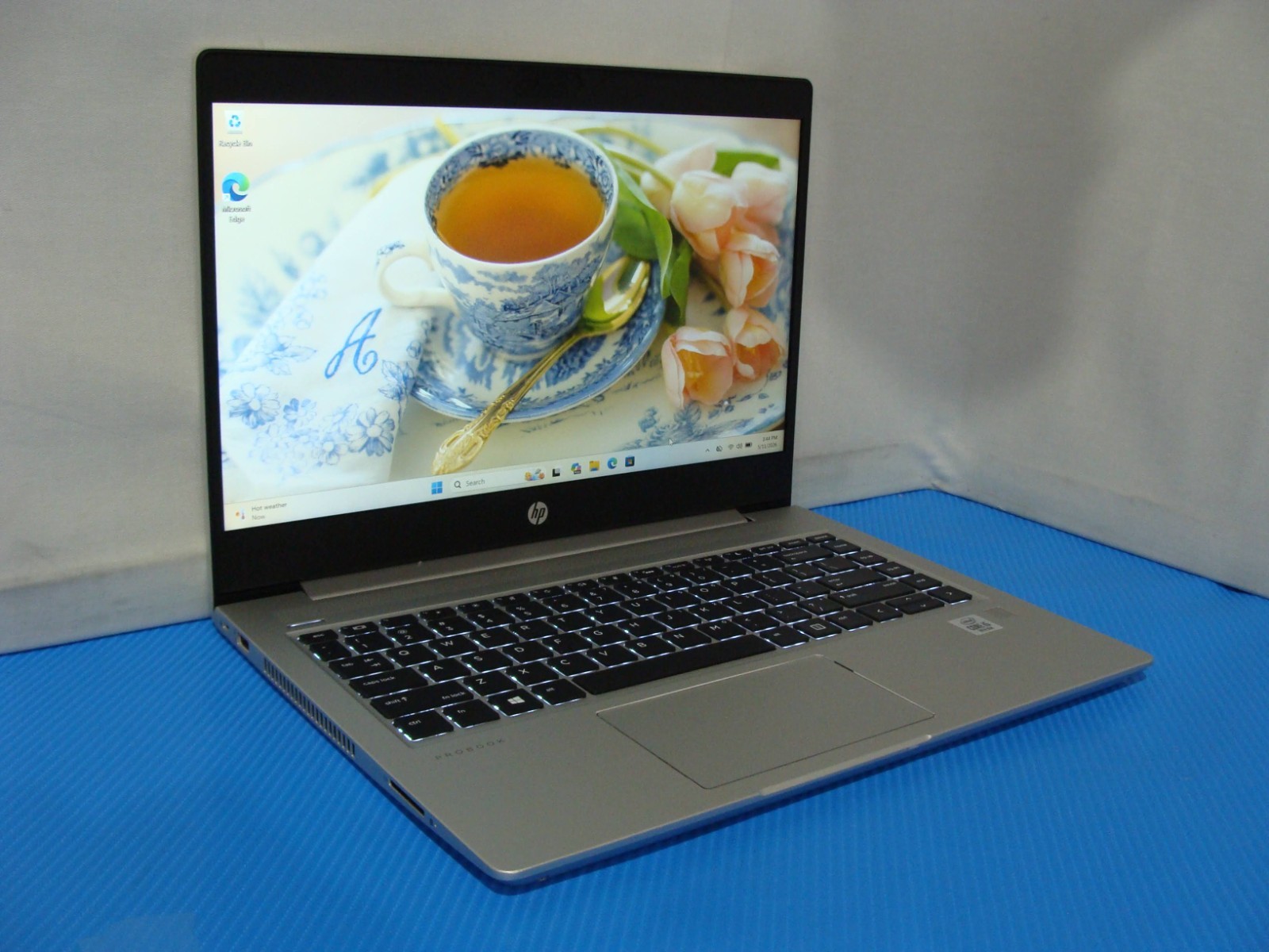 HP ProBook 440 G7 14″FHD Intel i5-10210U 1.6GHZ 8GB 256GB Win 11 Pro +Charger