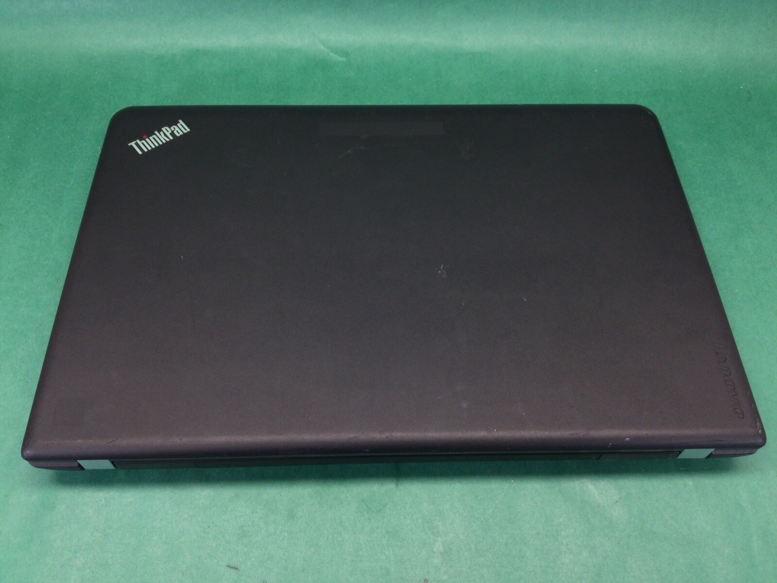 Lenovo ThinkPad E550 – 15.5” Laptop – BROKEN SCREEN – UNTESTED