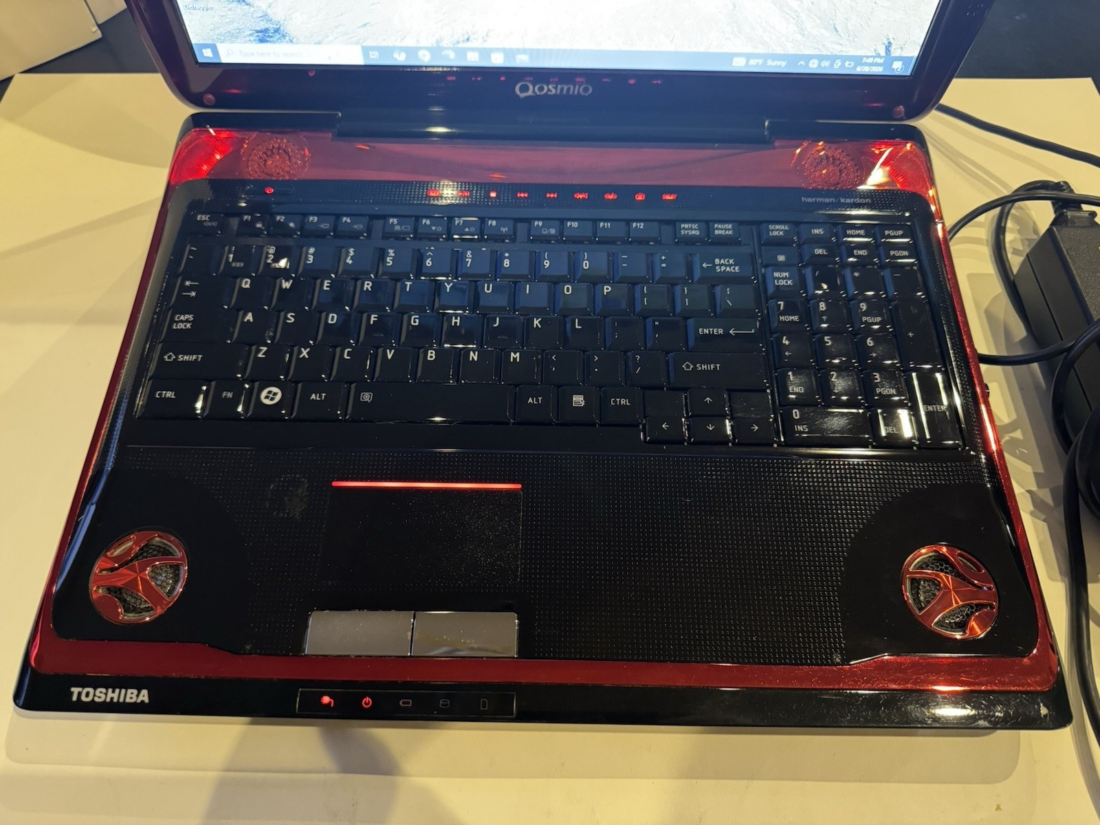 17.1″ TOSHIBA Qosmio X305-Q701 2GHz C2D 8GB 9700M GTS 128GB SSD Gaming Laptop
