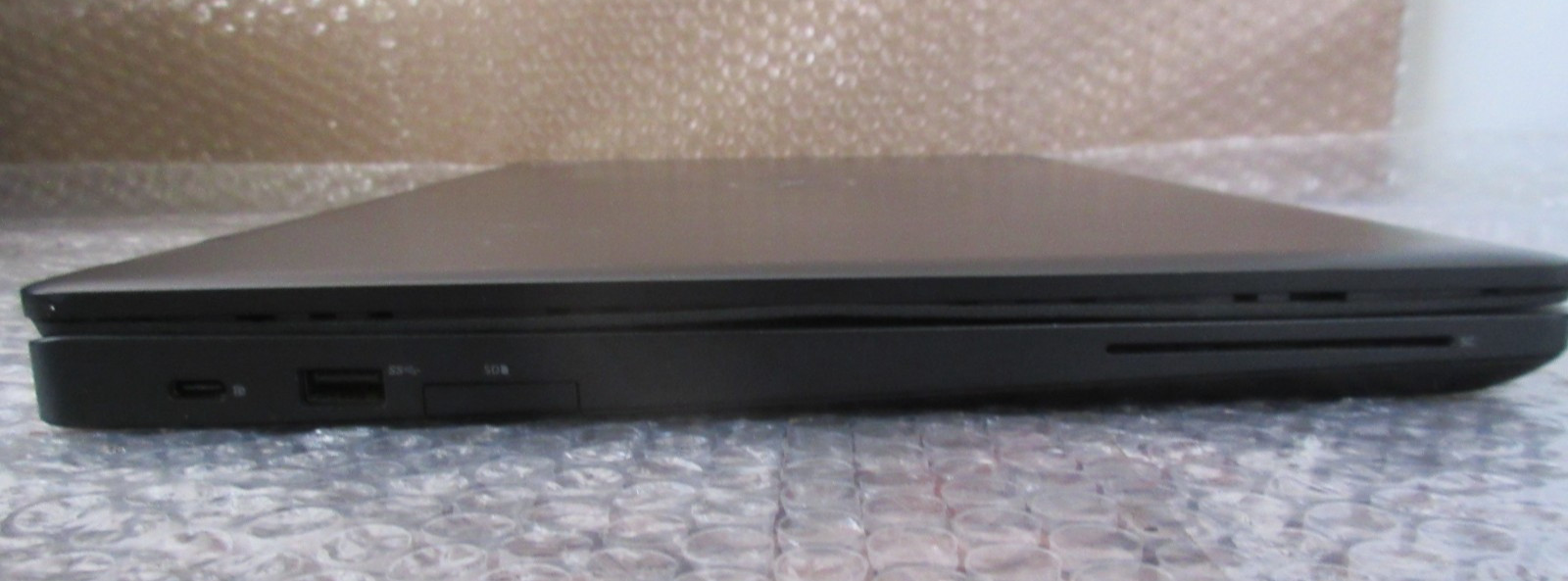 Dell Latitude 5590 15.6″ Intel Core i7-8th gen 8GB RAM 256GB SSD Win10Pro