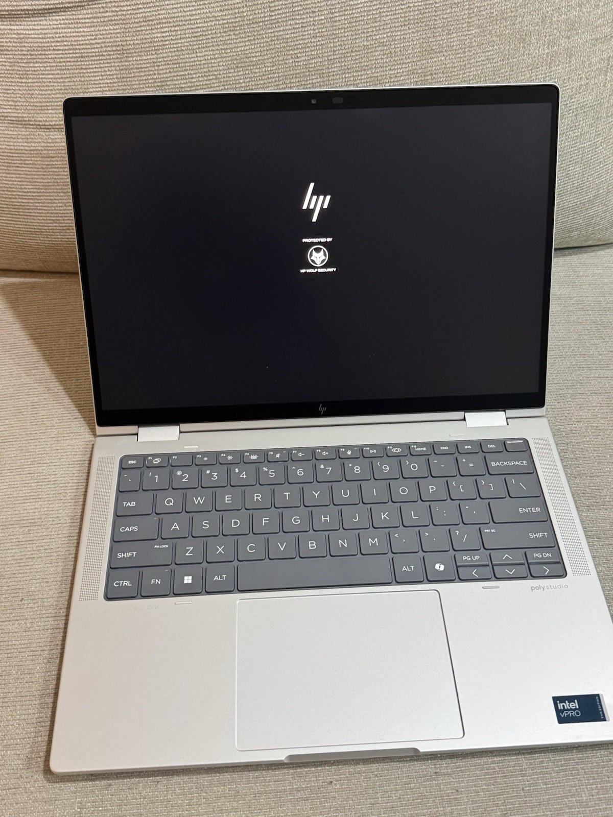 hp elitebook x360 2-in-1 1040 g11 ultra 7 16GB DDR5 Ram /512SSD STORAGE.