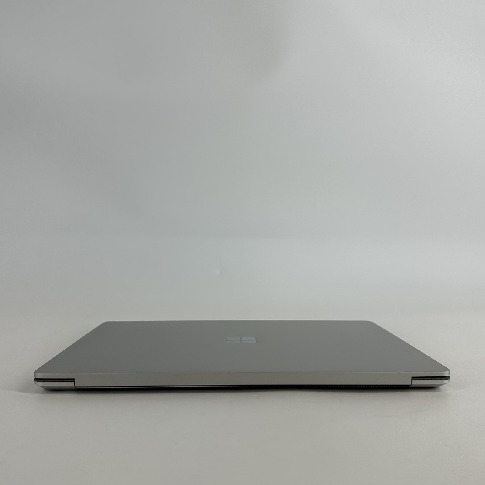 Microsoft Surface Laptop 2 13 2K TOUCH i7-8650U 1.90GHz 16GB 512GB SSD Very Good