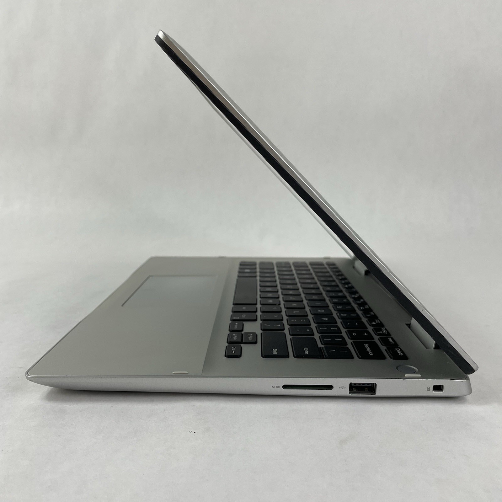 Dell Inspiron 5485 201 14″ Ryzen 5 3500U 3.7GHz 8GB RAM No SSD/OS/AC/Batt – READ