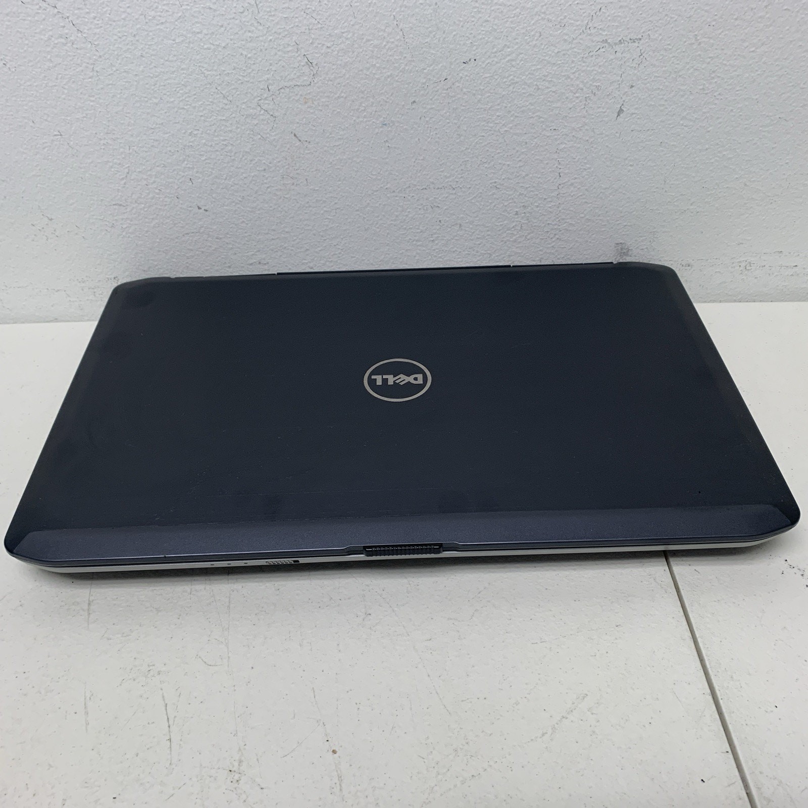 DELL LATITUDE E5530 INTEL i3-3120M 2.5ghz 4GB 320gb Hhd Wind 10 Pro
