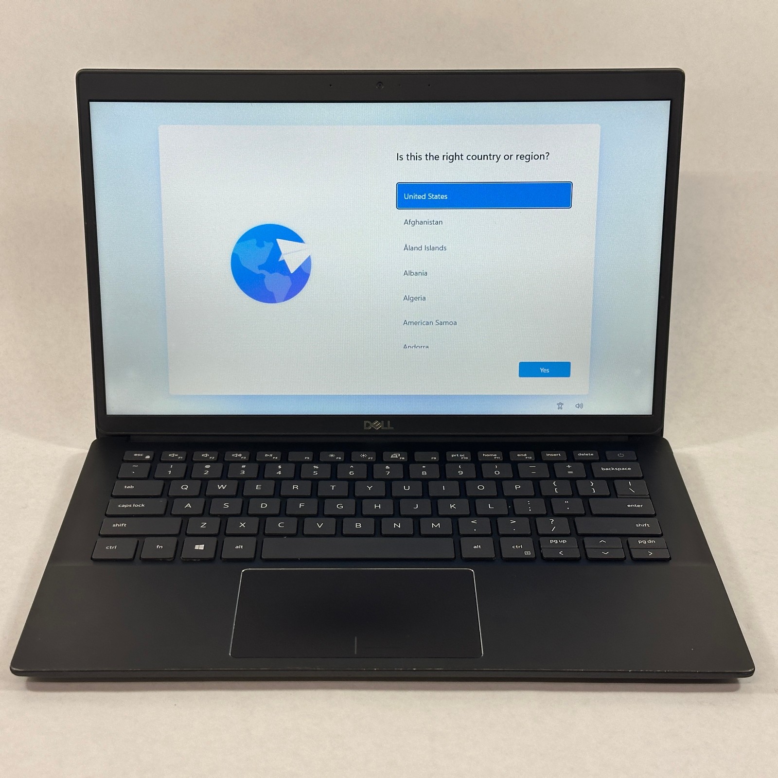 Dell Latitude 3301 13.3″ HD Laptop Core i3-8145U 4GB RAM 256GB SSD Win11 – READ