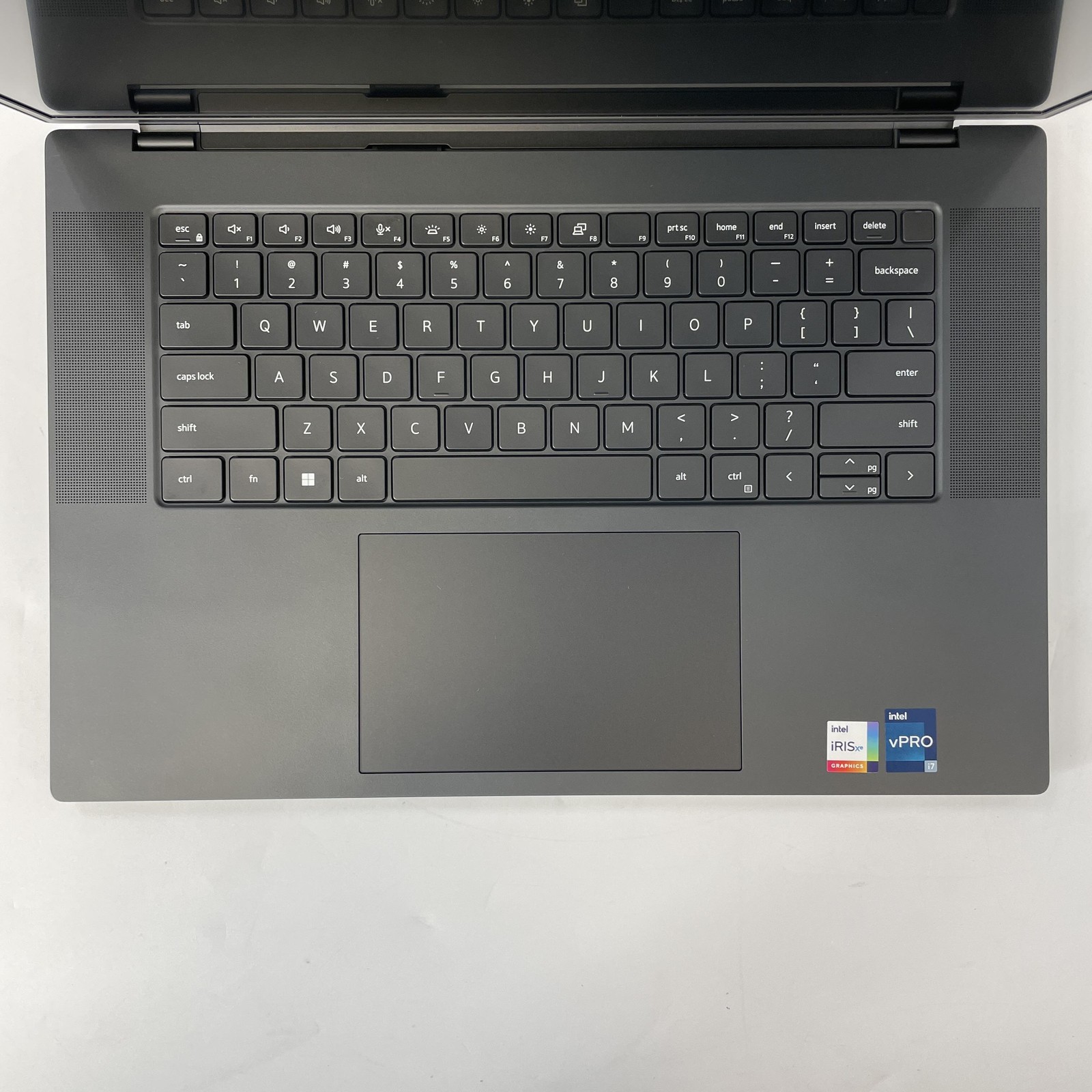 Dell Precision 5680 16 Gray FHD+ 2.5 GHz i7-13800H 32GB 512GB SSD Excellent