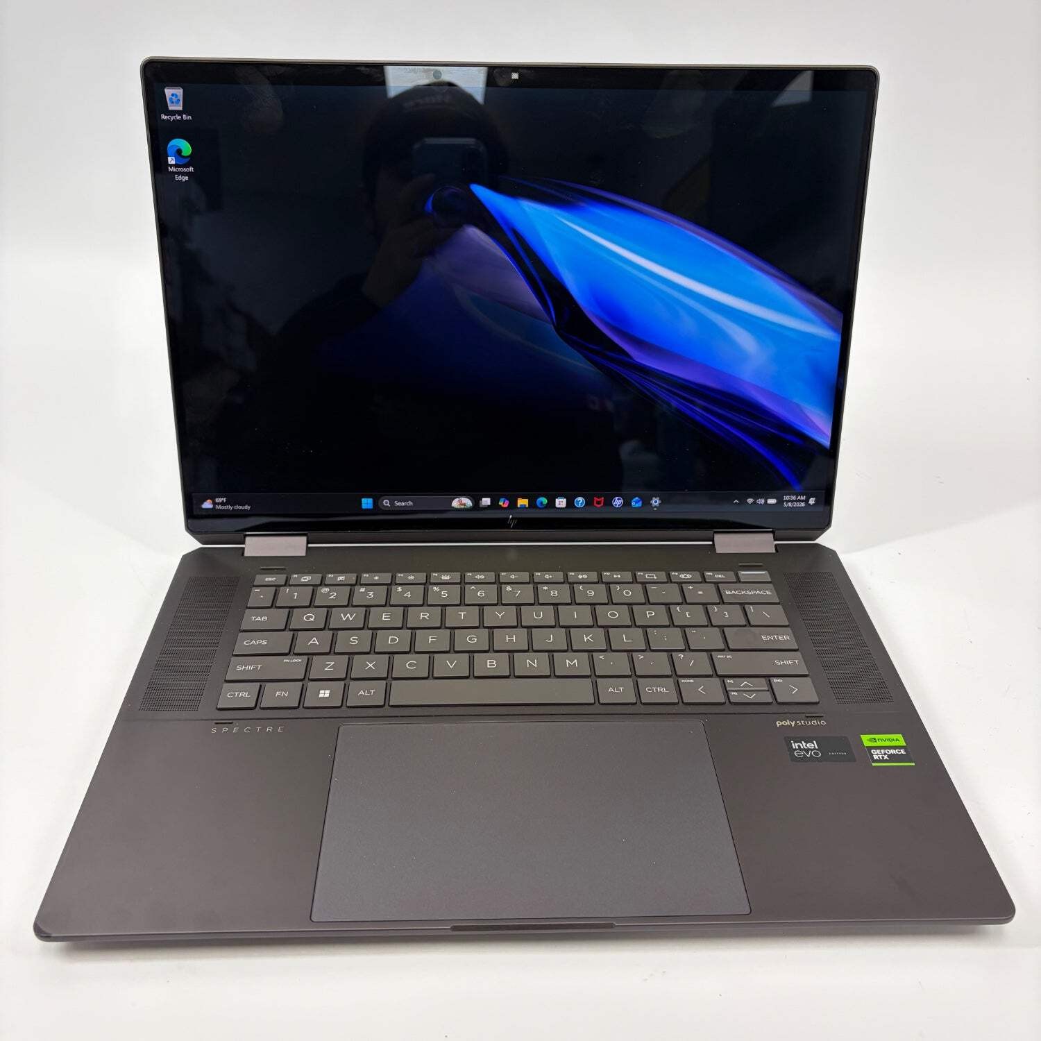 HP Spectre X360 14″ Core Ultra 7 3.8GHz 32GB RAM 1TB SSD GeForce RTX 4050
