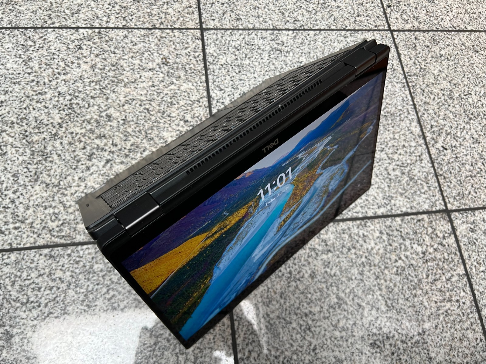 Dell Latitude 7390 2in1 Touch 16GB RAM 256GB SSD 15.6″ Intel Core i5 Win 11 Pro