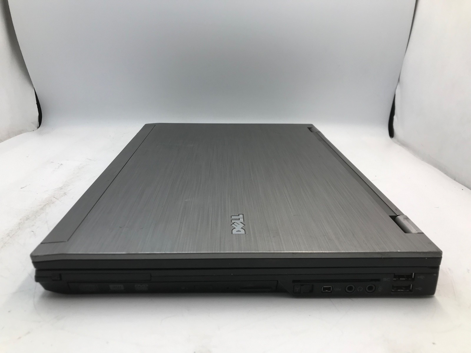 Dell Latitude E6510 15″ Laptop Intel Core i5-520M- NO POWER/BOTTOM
