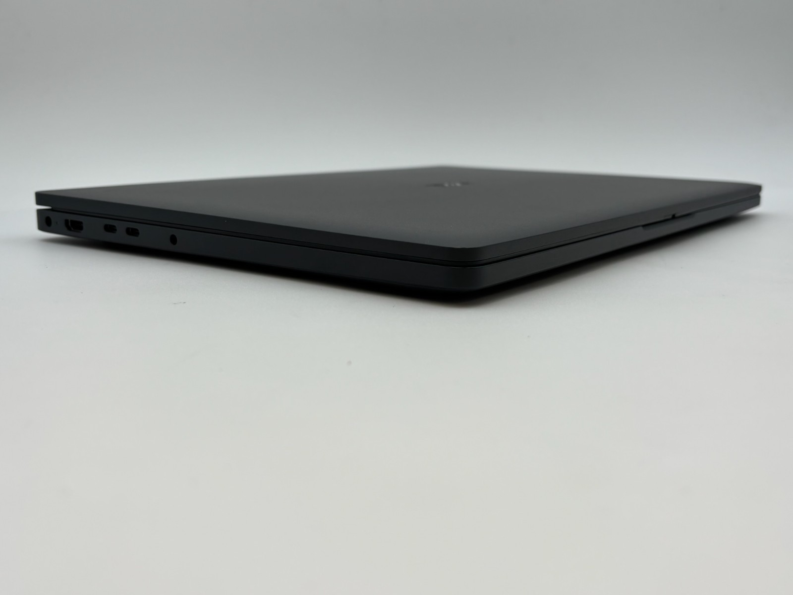 Dell Pro 16 PC16250 16″ 512 GB SSD 16 GB RAM Intel Core 7 150U Windows 11 Pro