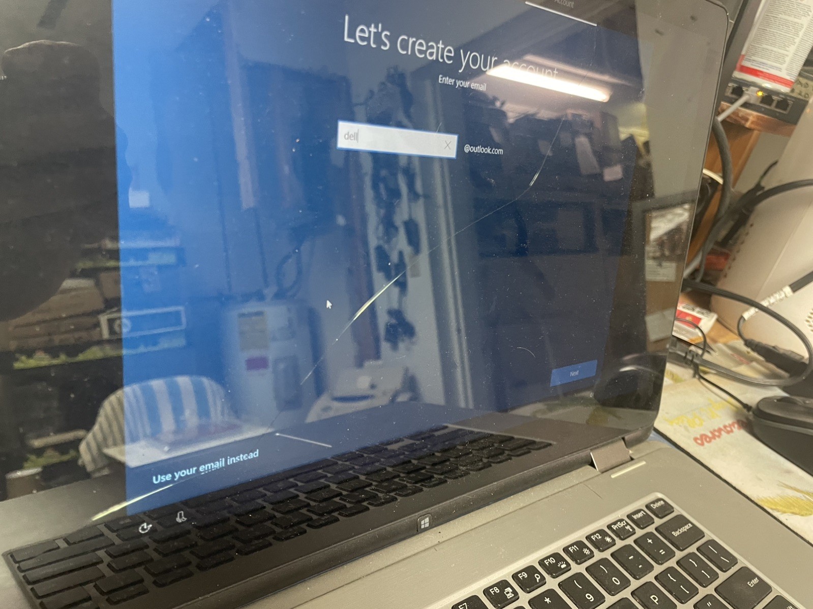 DELL INSPIRON 11 – 3000 SERIES LAPOTOP NEEDS REPAIR READ DESCRIPTION!