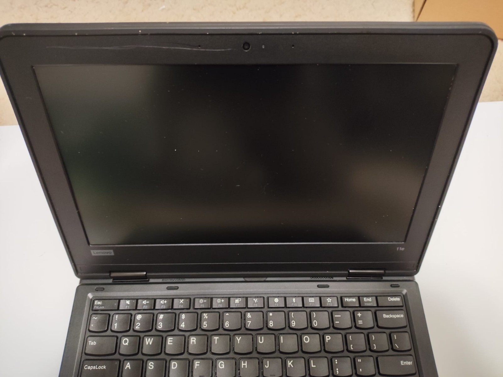 Lenovo ThinkPad 11e Celeron N4100 4GB RAM No SSD Bad Battery BIOS Password
