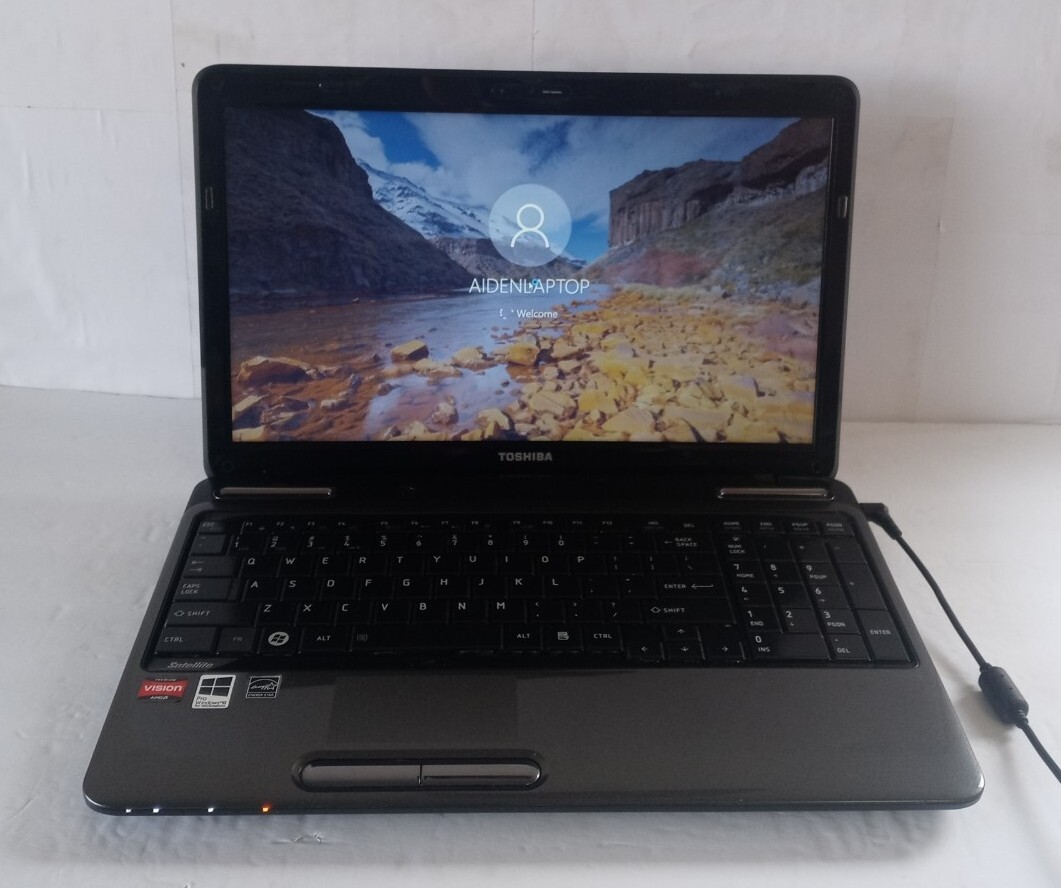 TOSHIBA SATELLITE L655D-S 15.6″ AMD TURION ll 2.30GHz 4GB 500GB WIN 10 PRO
