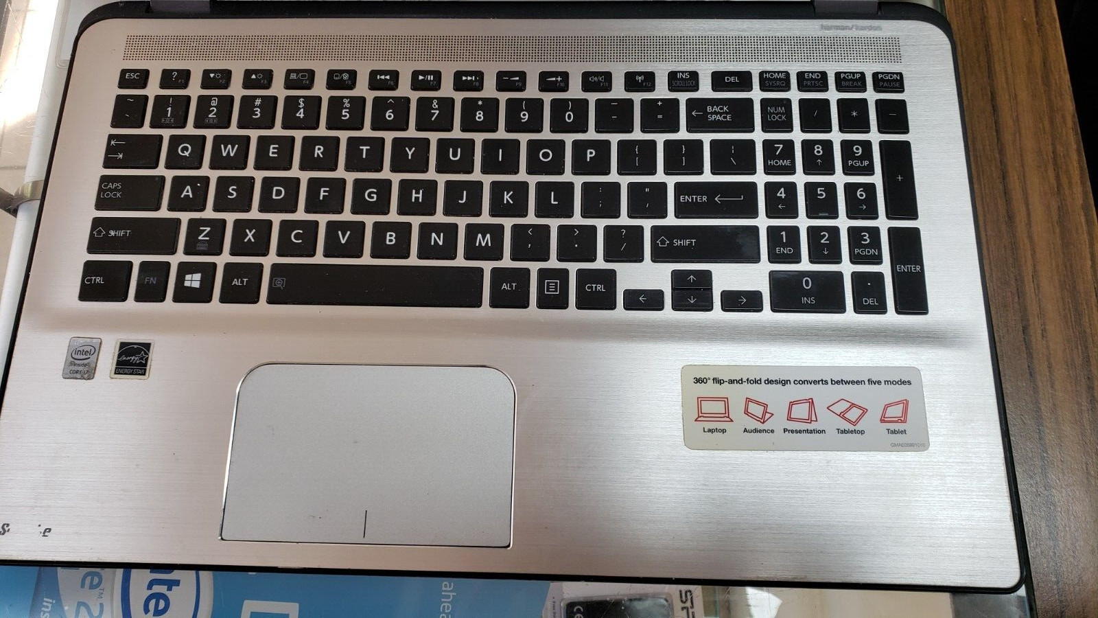 Toshiba Radius Intel i7-4510u 2.0Ghz/8GB/1TB with broken touch screen