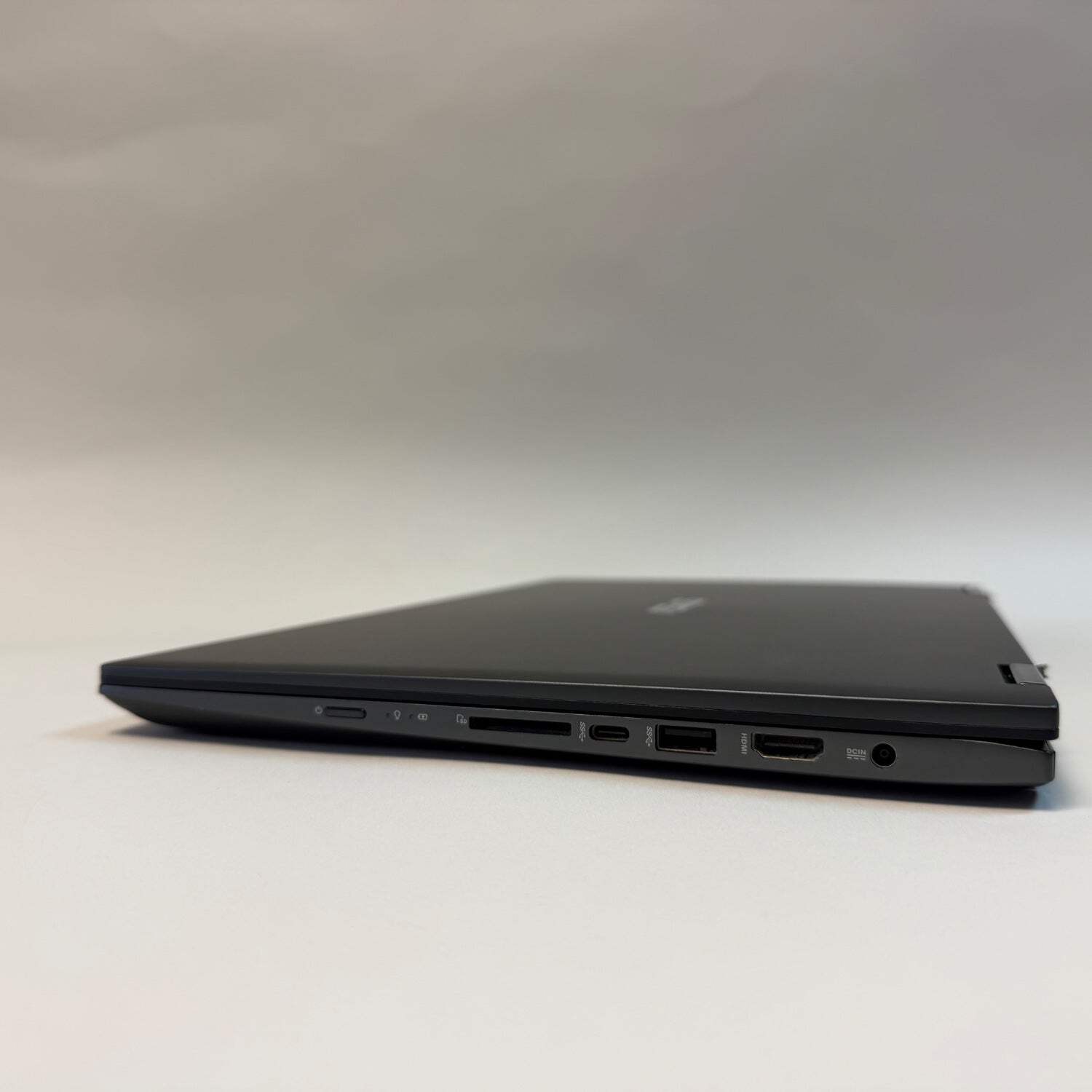 Asus Zenbook Flip 15 UX563FD 15.6″ i7-10510U 16GB RAM 1TB SSD GeForce GTX 1050