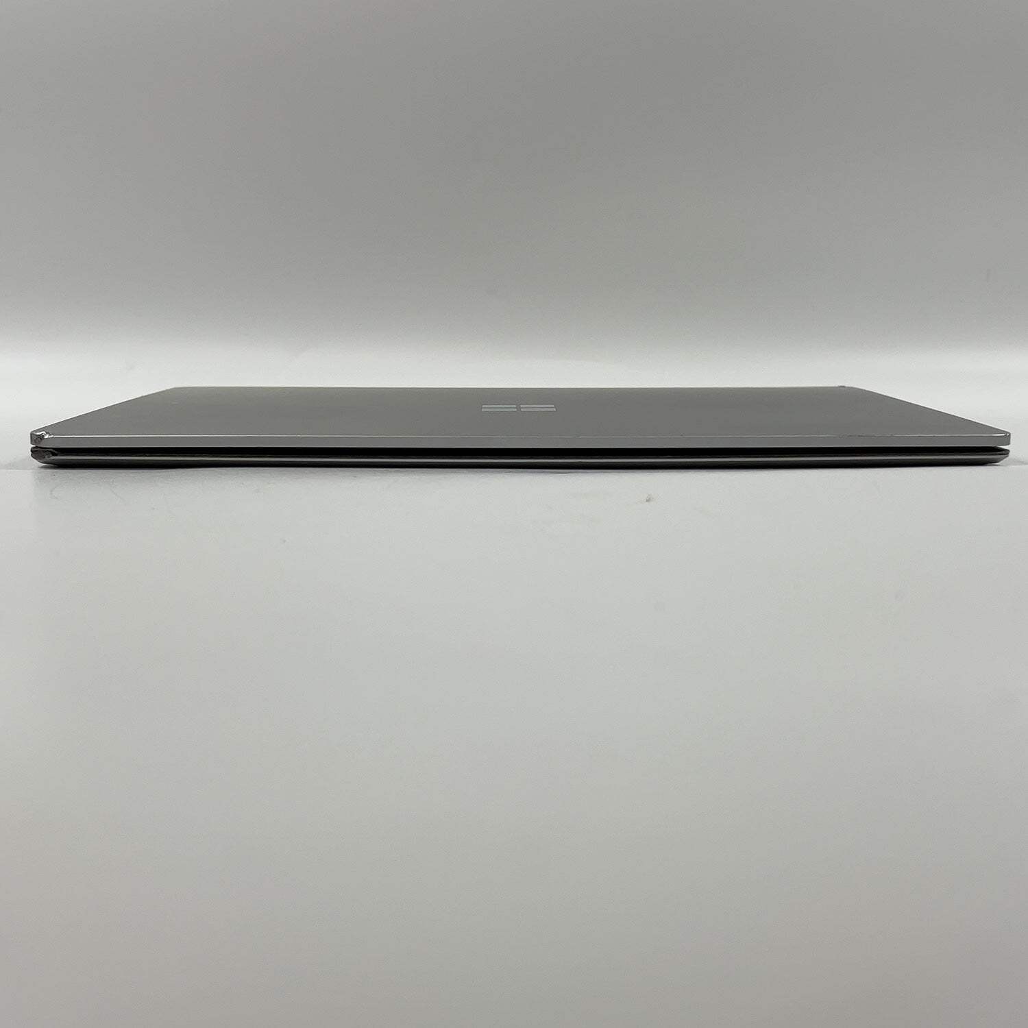 Microsoft Surface Laptop 4 1958 13.5″ Ryzen 5 Surface Edition 2.2GHz 8GB RAM 250