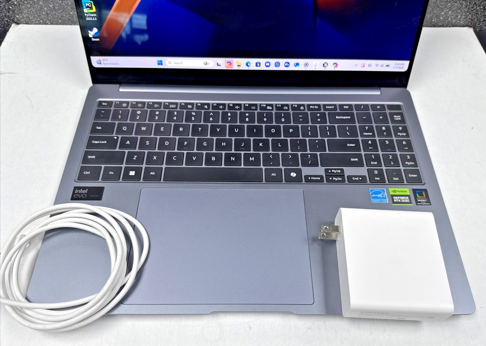 Samsung Galaxy Book4 Ultra NP960XGL 16″ Touch Core Ultra 7 16GB RAM 1TB SSD