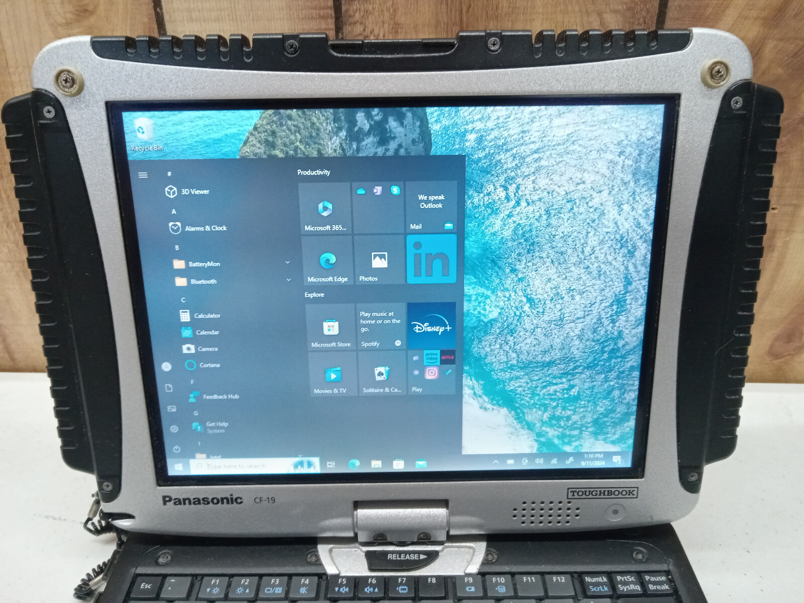 Panasonic Toughbook RUGGED CF-19 i5-2.70GHz 128 SSD/4GB RAM WIFI BLUE 4G & GPS