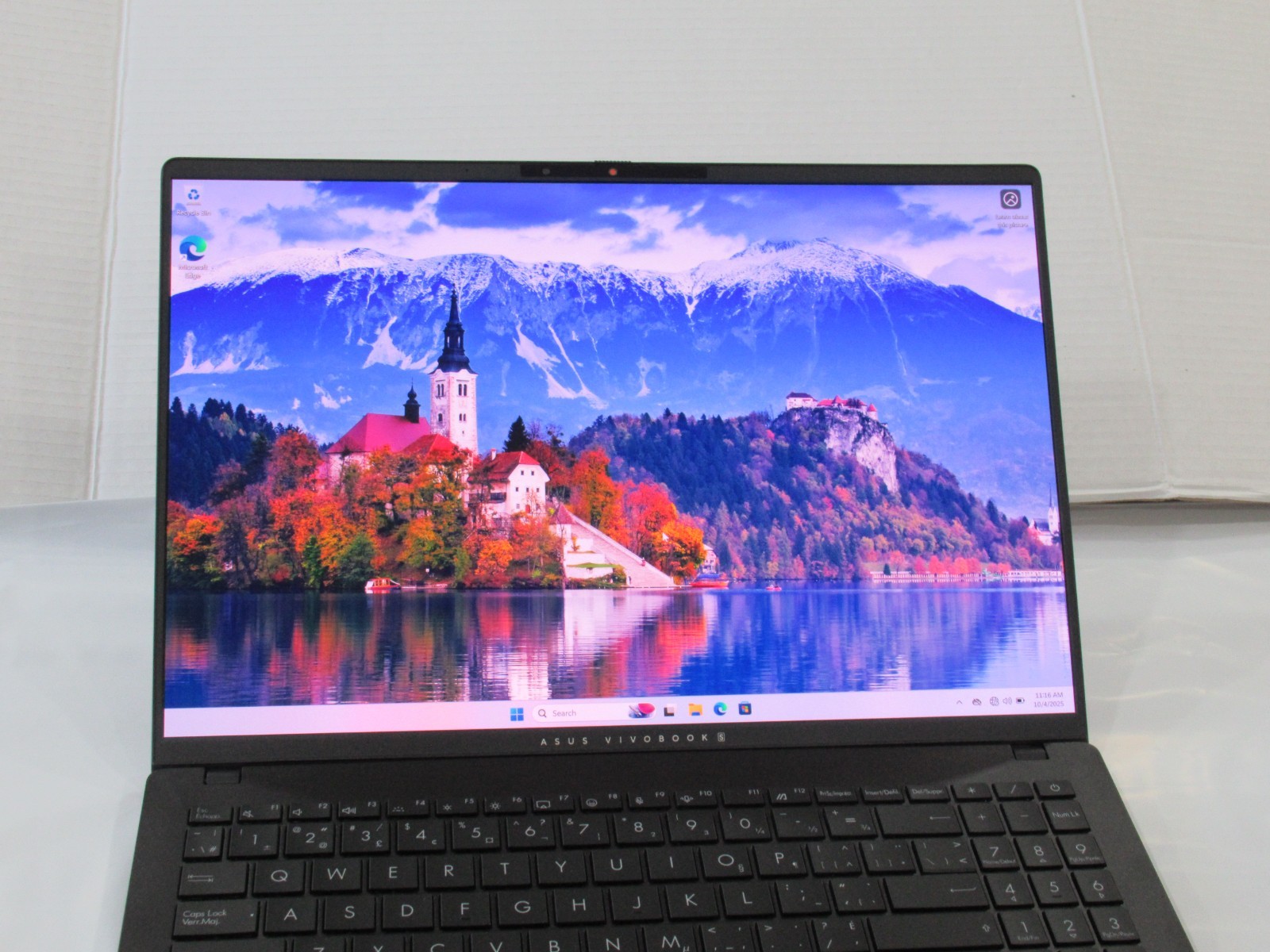 ASUS Vivobook S 16 OLED 16″ Laptop – Neutral Black Intel EVO Ultra 9 – 185H/16G
