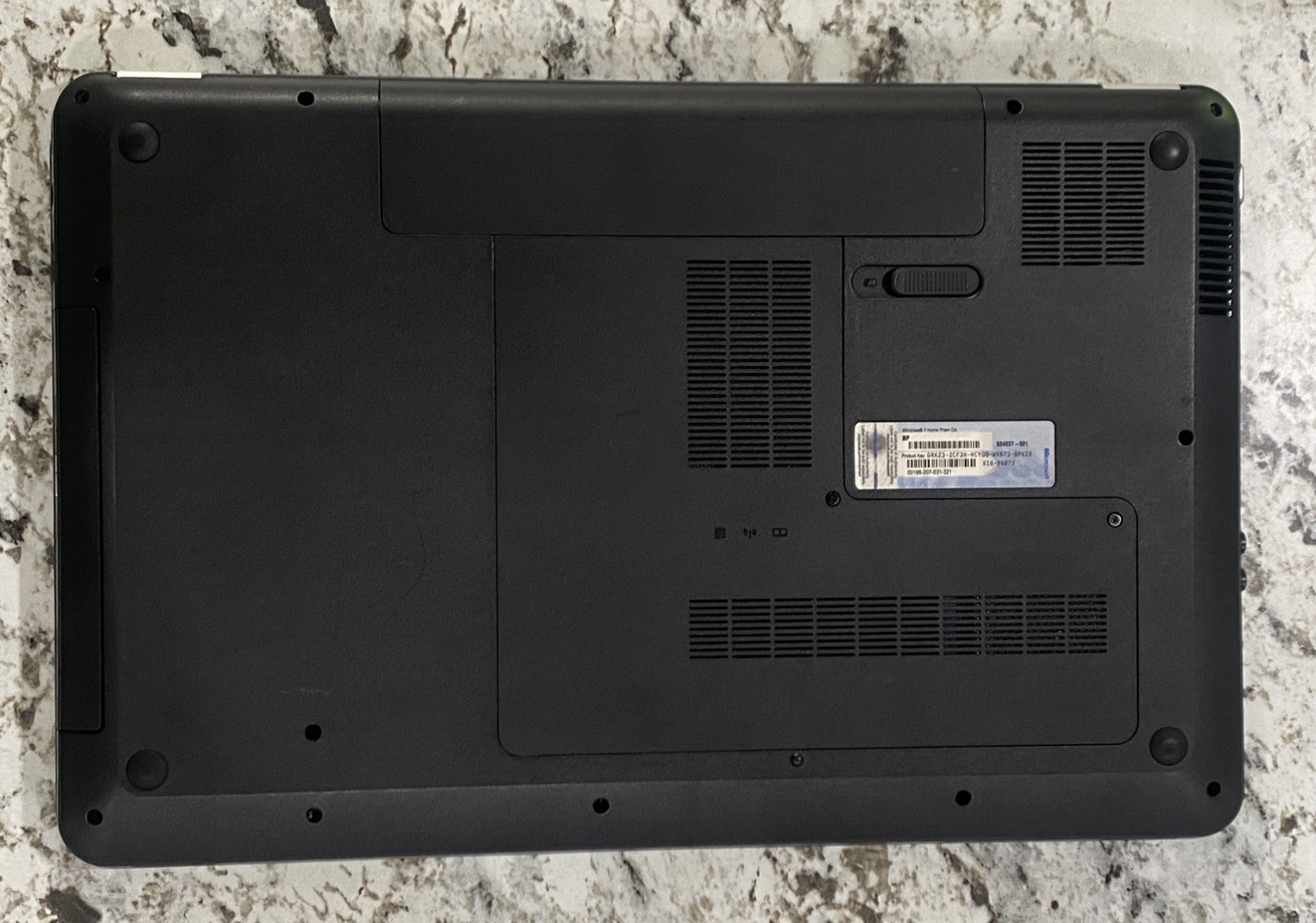 HP Pavilion G7-1227NR Intel i3-M370 2.4GHz 4 GB in perfect working condition