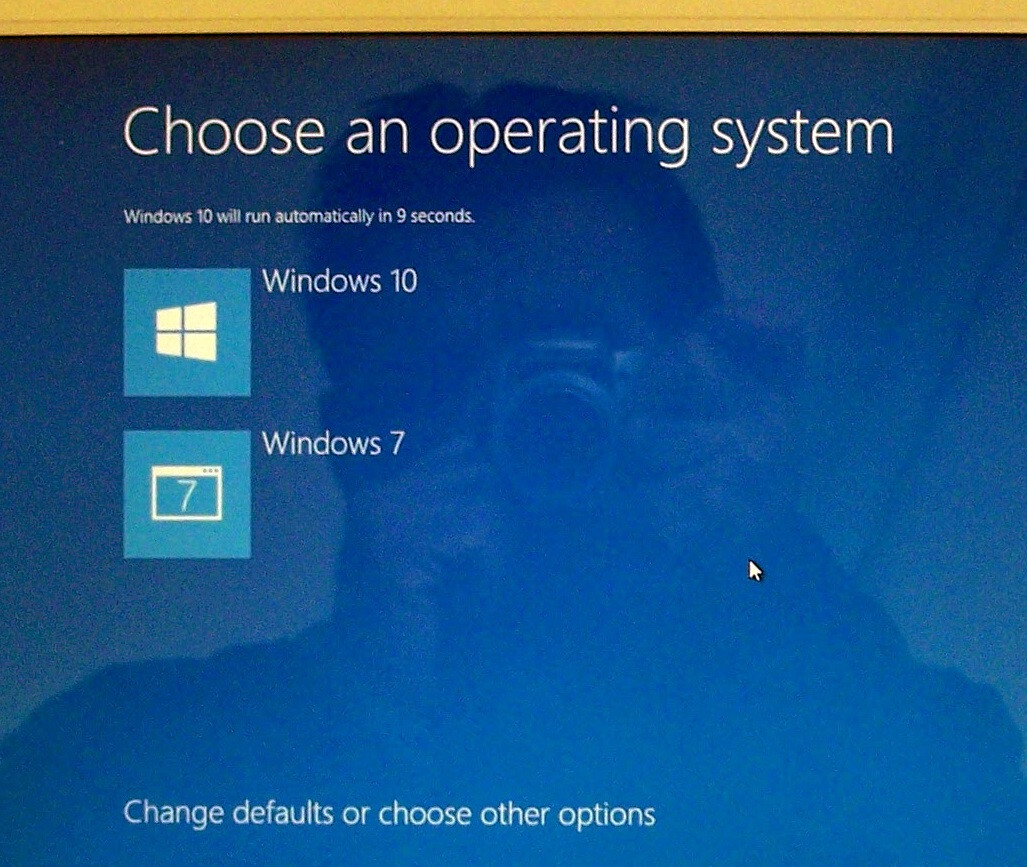 Acer Aspire 7720 17” Intel 2 core 2.0GHz 3GB Ram 2x160GB HD nVidia 9500 Win 10&7