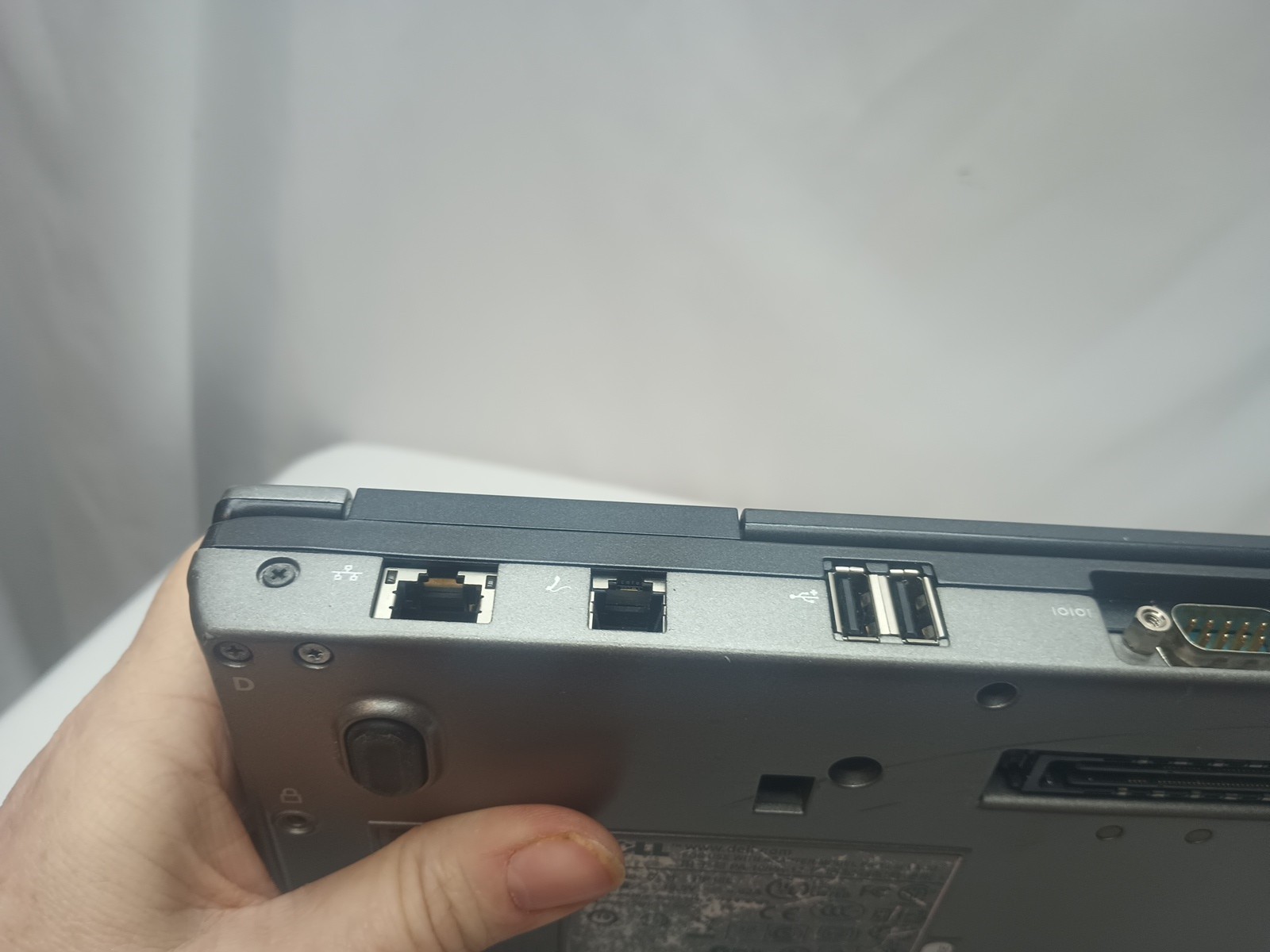 Dell Latitude D630Intel Core2 Duo 2.00 GHz4GB Ram Powers On Screen Not Coming On