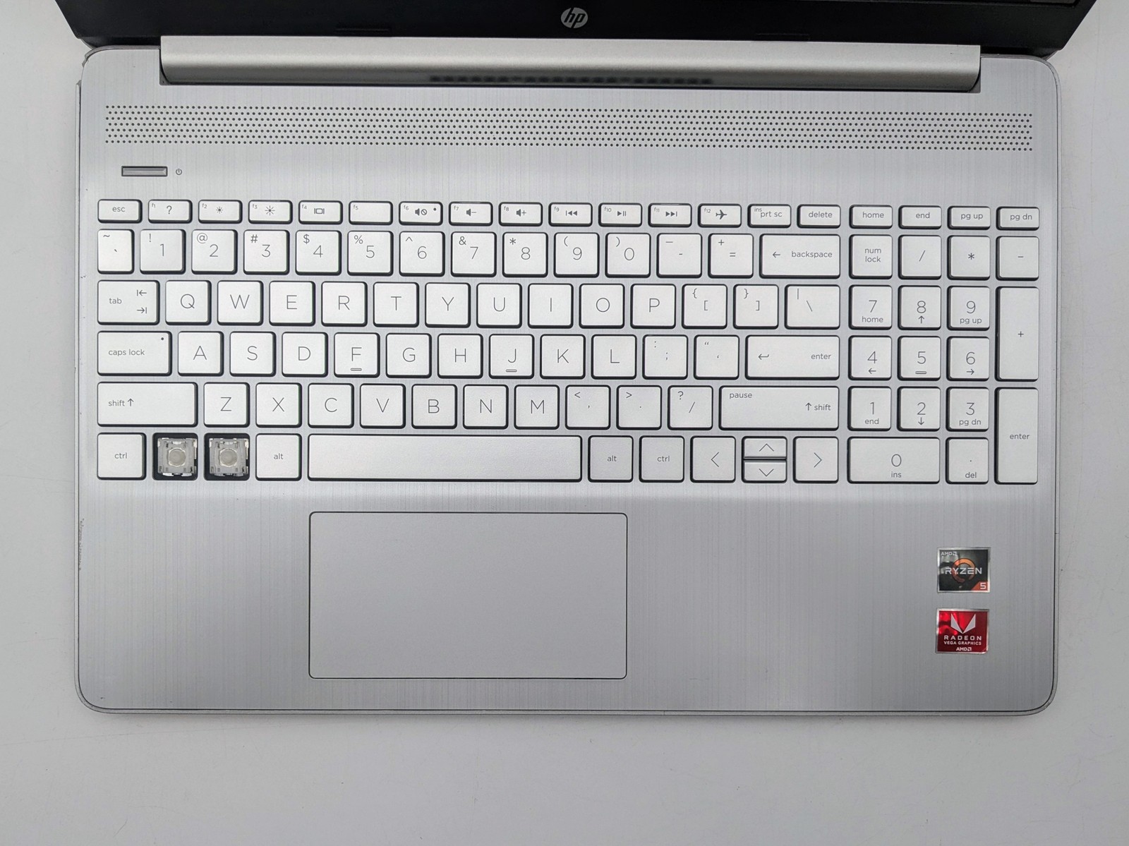 HP Laptop – 15-ef0023dx 15″ HD Touch RYZEN 5 3500U Radeon Vega 8 Webcam *READ*