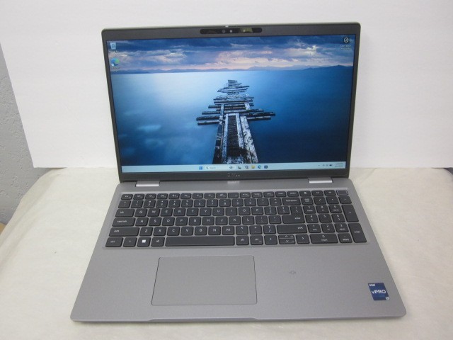 Dell Latitude 5540 I7-1370P @ 1.9GHz 512GB 32GB WIN11PRO TOUCH MX550 WNTY 4/27 2