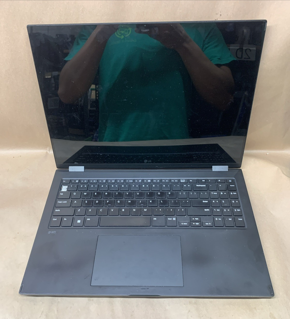 LG Gram 16T90Q Laptop, Intel i5-1240P@4.4GHz, No RAM/SSD, Touch, For Parts