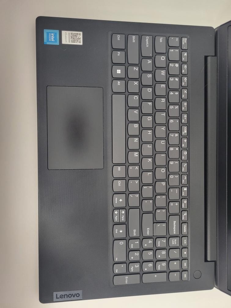 LENOVO V15 G4 (P04016319)