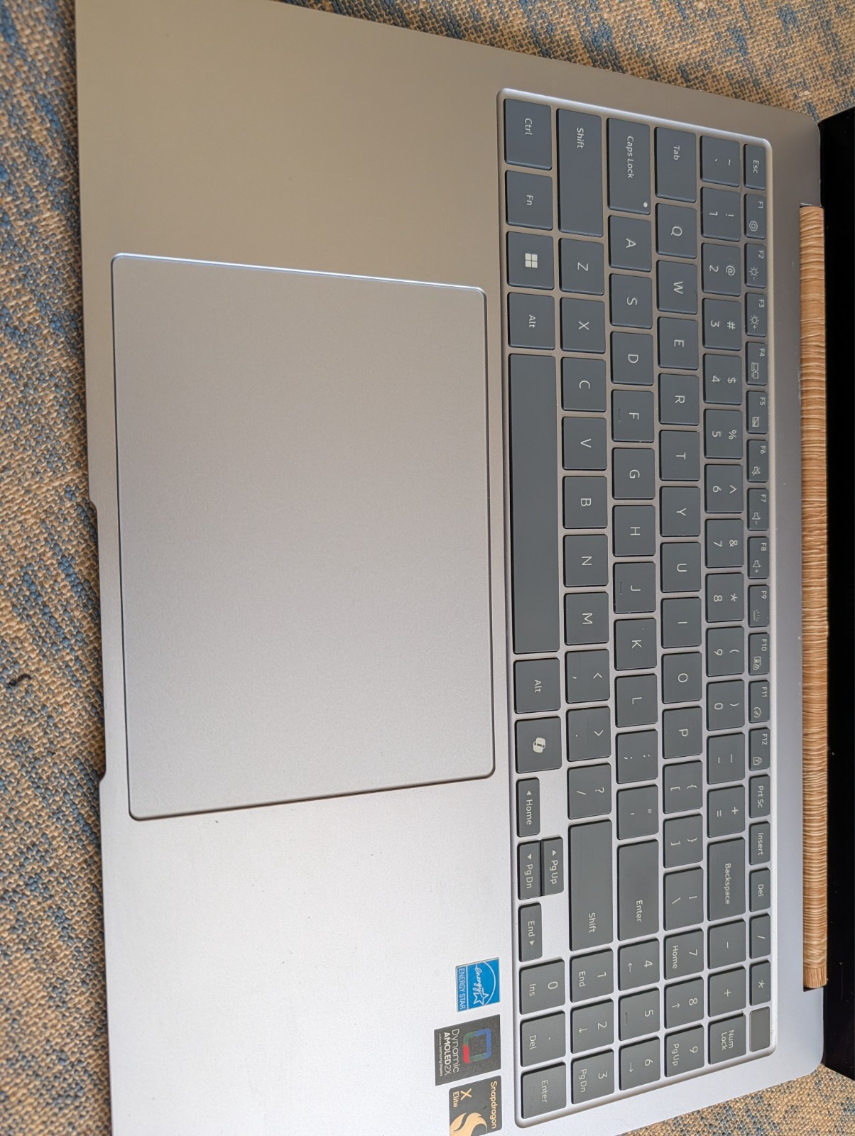 Samsung Galaxy Book4 Edge 16″ Snapdragon X Elite 3.4GHz 16GB RAM 512GB