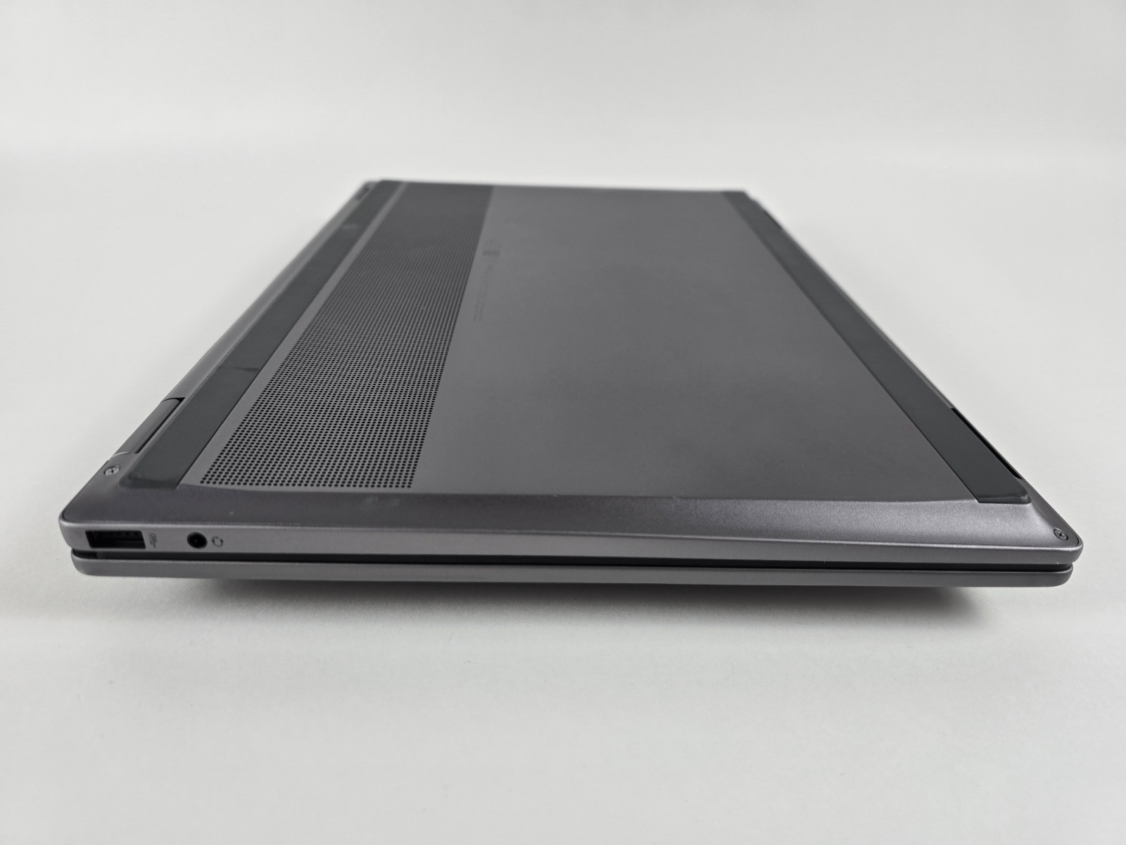 HP OmniBook X Flip 16″ Touch (AMD Ryzen 5 220, 8GB RAM, 512GB SSD) Used – READ