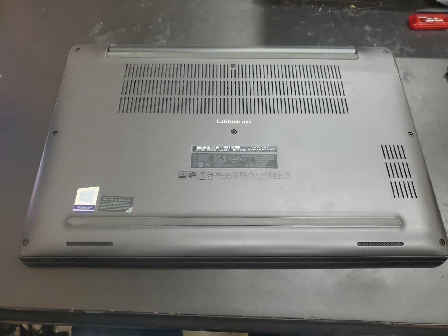 Dell Latitude 7400 14″ i5-8365U 8GB 256gb SSD Laptop W11P 122425-1