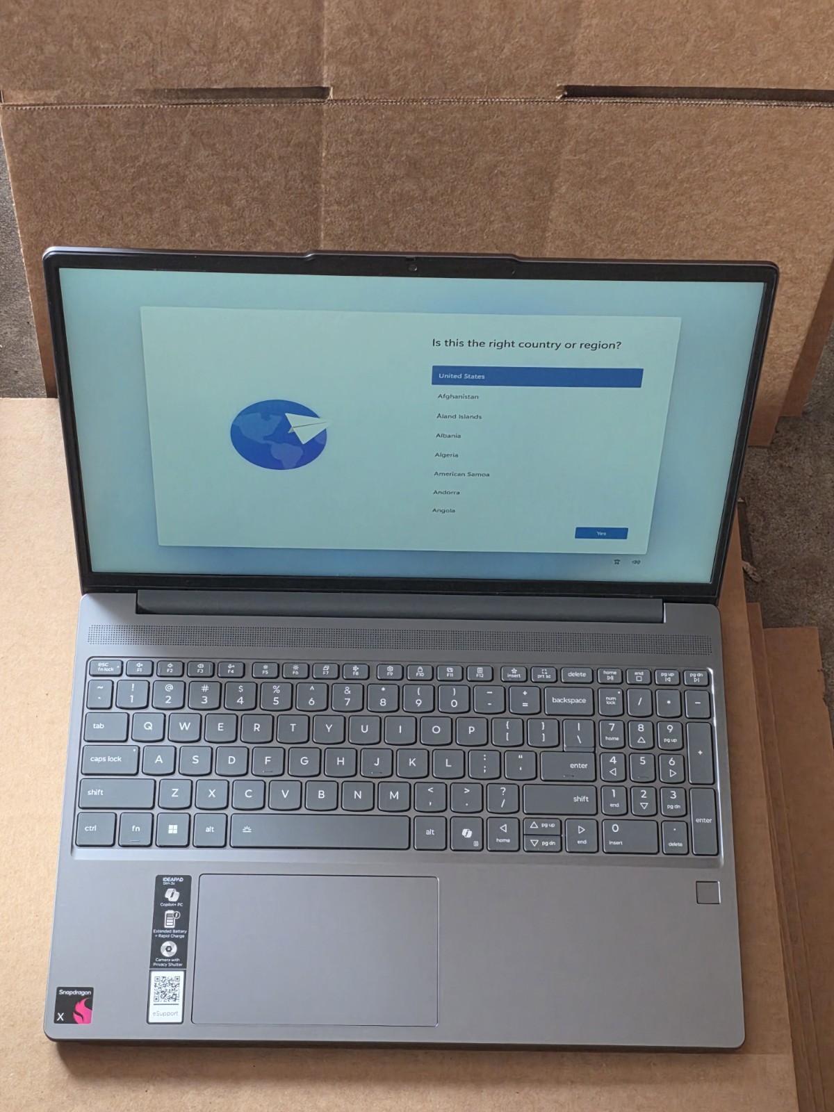 Lenovo IdeaPad Slim 3x 15Q8X10 15.3″ WUXGA Touch Snapdragon X 16GB 1TB SSD W11H