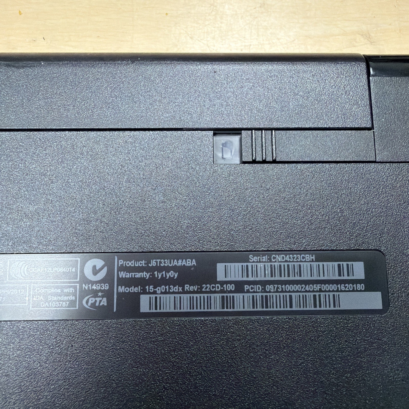 *Parts HP 15-g013dx Notebook PC AMD A8-6410 Radeon R5 4GB RAM NO HD